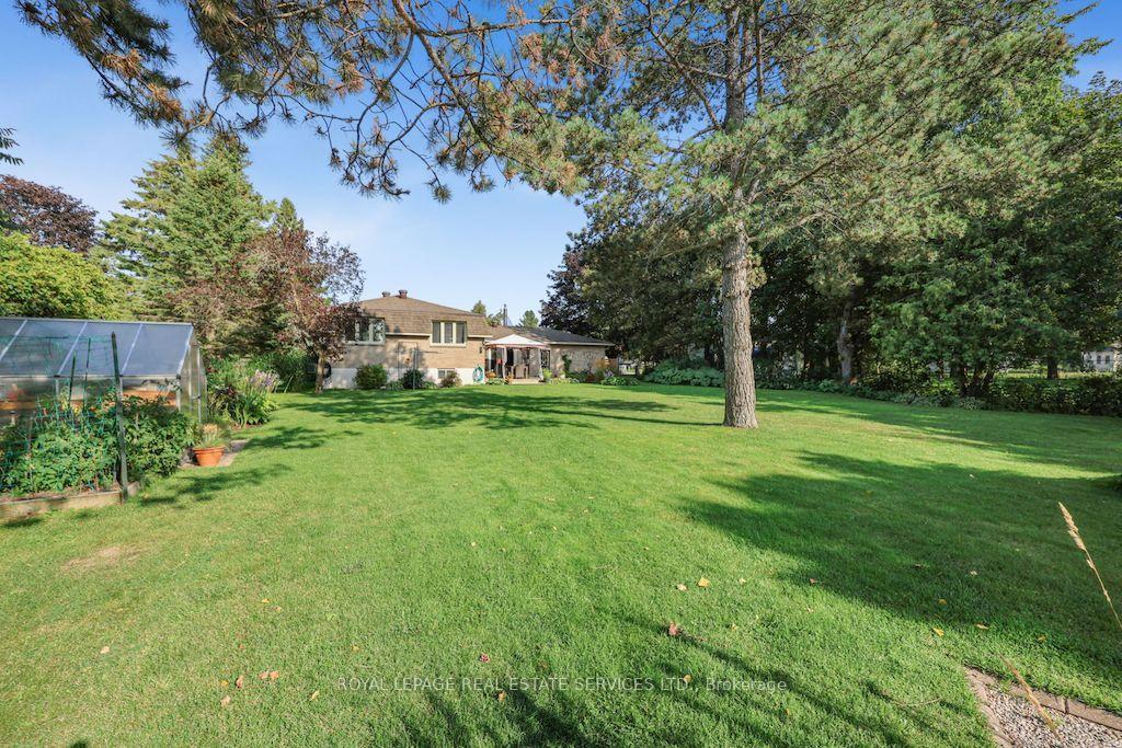 Photo 53 of 207 Camilla Crescent, Essa, Thornton — HOMEH