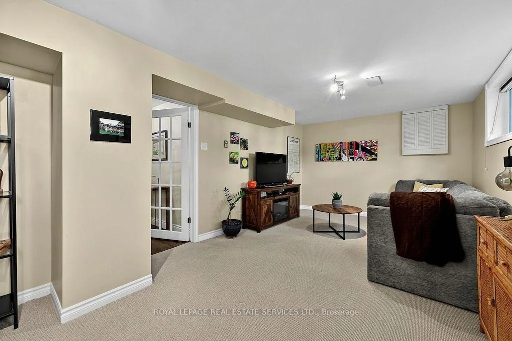 Photo 46 of 207 Camilla Crescent, Essa, Thornton — HOMEH
