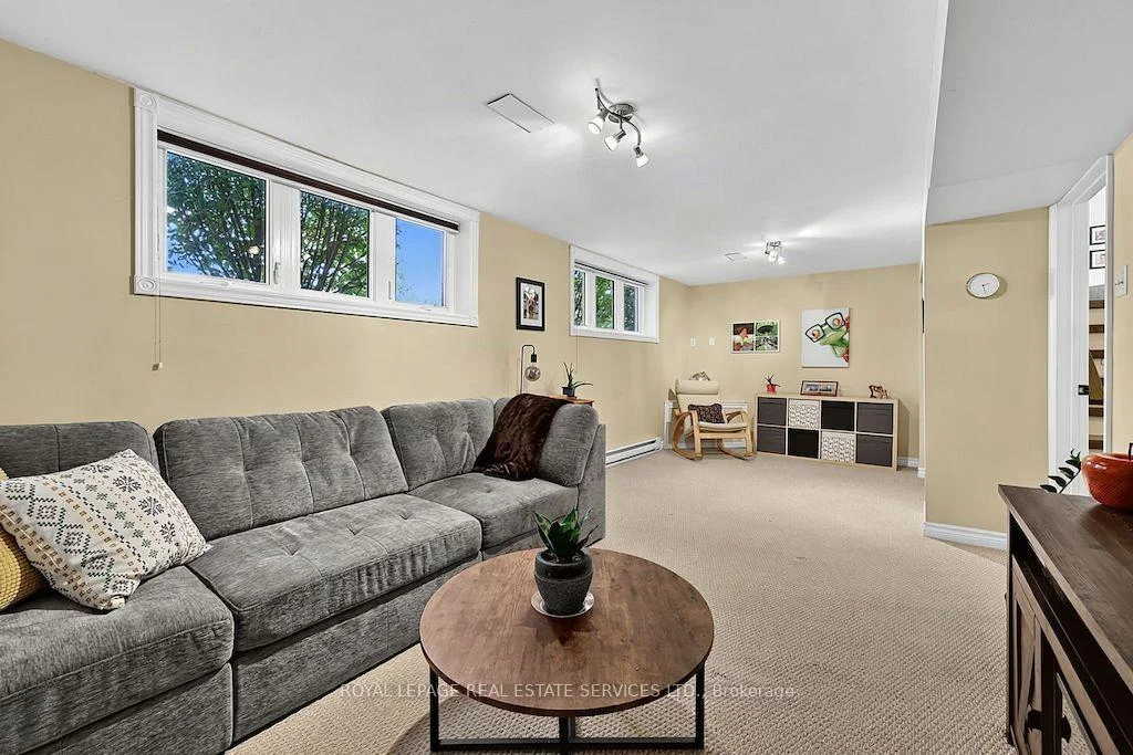Photo 48 of 207 Camilla Crescent, Essa, Thornton — HOMEH