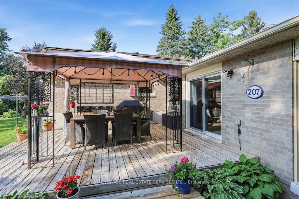 Photo 56 of 207 Camilla Crescent, Essa, Thornton — HOMEH