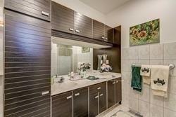 Photo 6 of 137 Arnold Avenue, Vaughan, Crestwood-Springfarm-Yorkhill — HOMEH