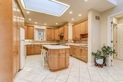 Photo 7 of 137 Arnold Avenue, Vaughan, Crestwood-Springfarm-Yorkhill — HOMEH