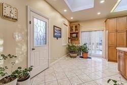 Photo 8 of 137 Arnold Avenue, Vaughan, Crestwood-Springfarm-Yorkhill — HOMEH