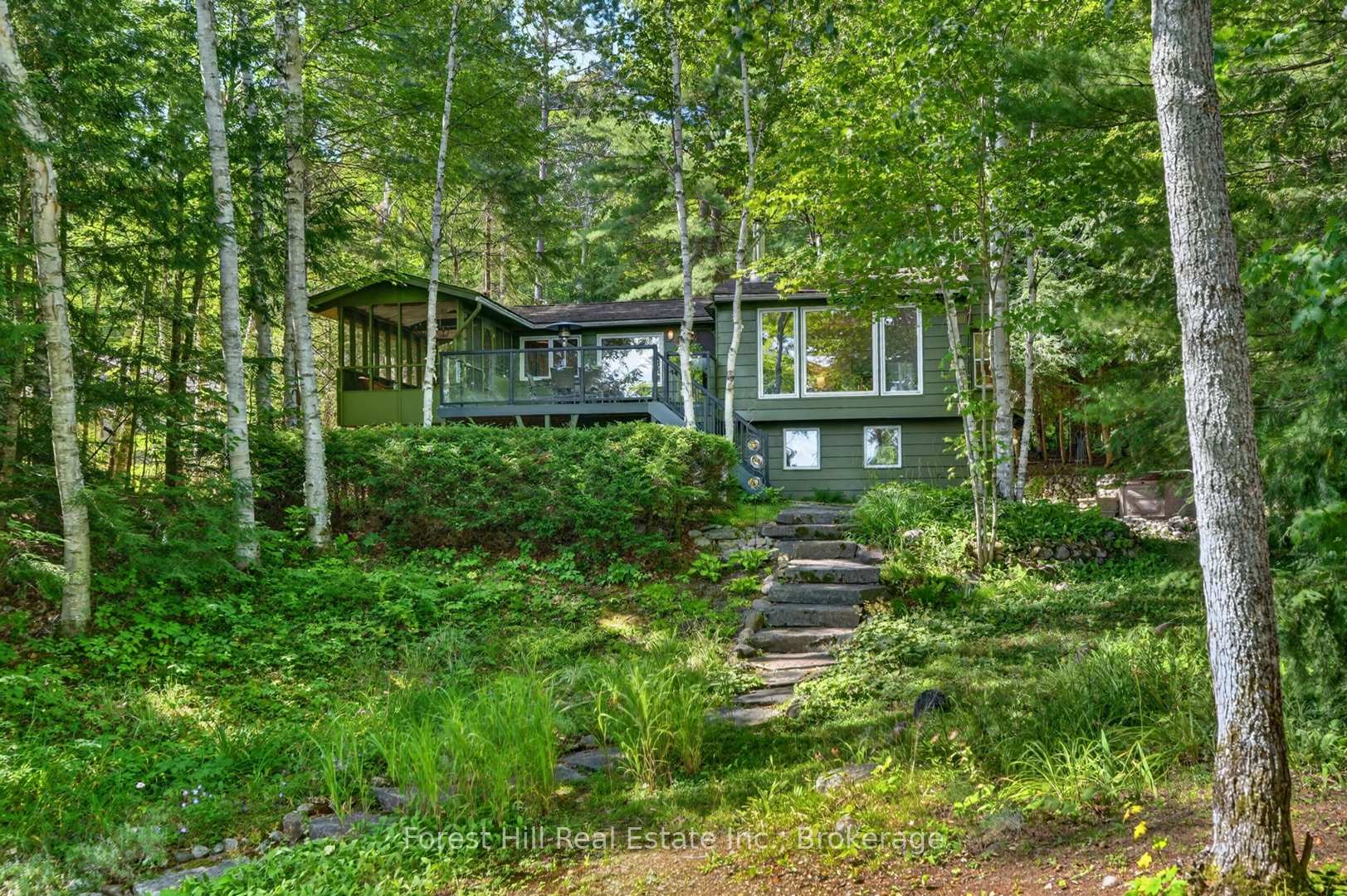 Photo 2 of 1208 McComb Point Drive, Algonquin Highlands, Sherborne — HOMEH