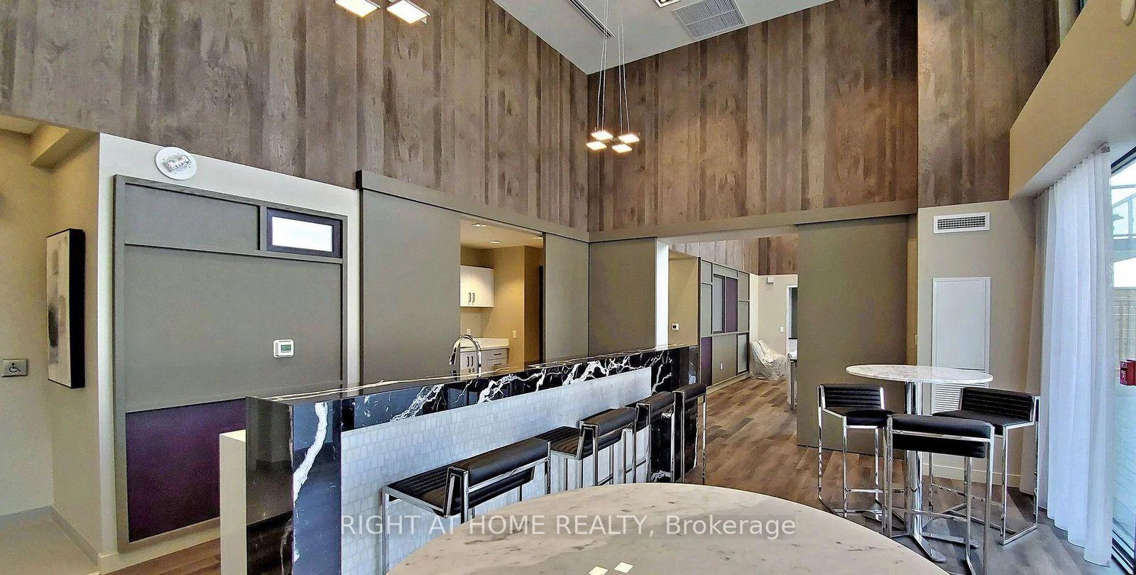 Photo 17 of Unit 1706, 105 Oneida Crescent, Richmond Hill, Langstaff — HOMEH