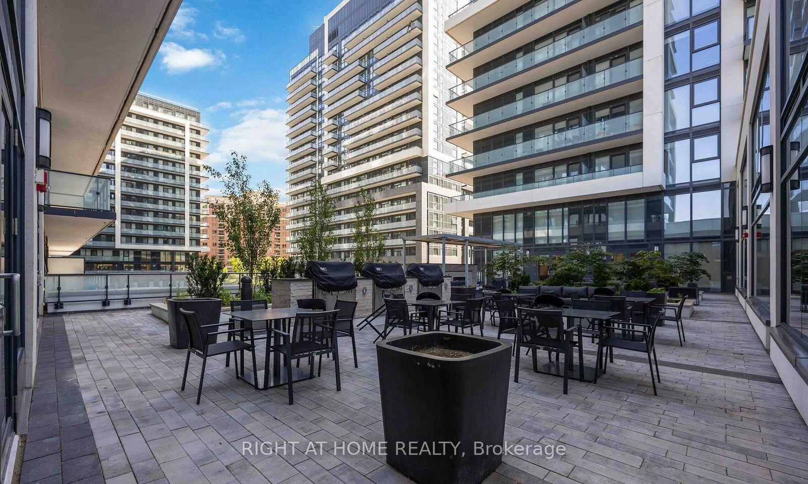 Photo 19 of Unit 1706, 105 Oneida Crescent, Richmond Hill, Langstaff — HOMEH