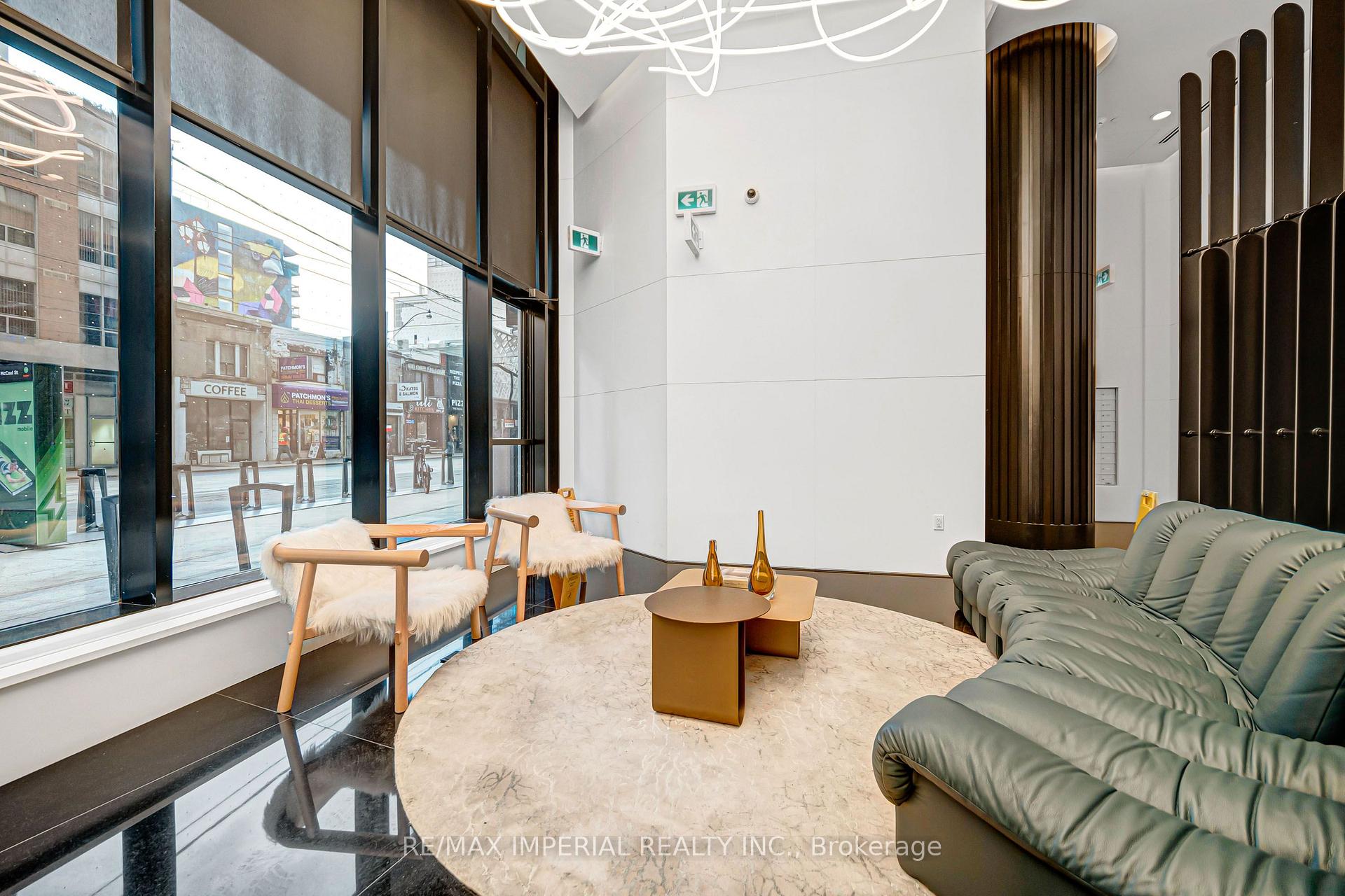 Photo 3 of Unit 601, 280 Dundas Street W, Toronto, Kensington-Chinatown — HOMEH