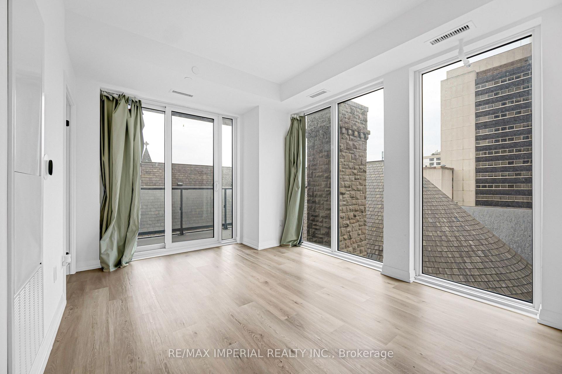 Photo 10 of Unit 601, 280 Dundas Street W, Toronto, Kensington-Chinatown — HOMEH
