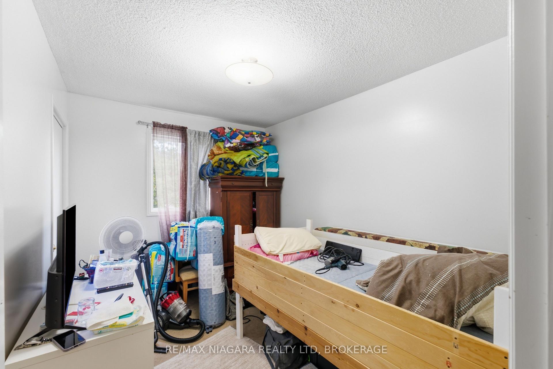 Photo 21 of 4989 Tara Avenue, Niagara Falls, Ascot — HOMEH