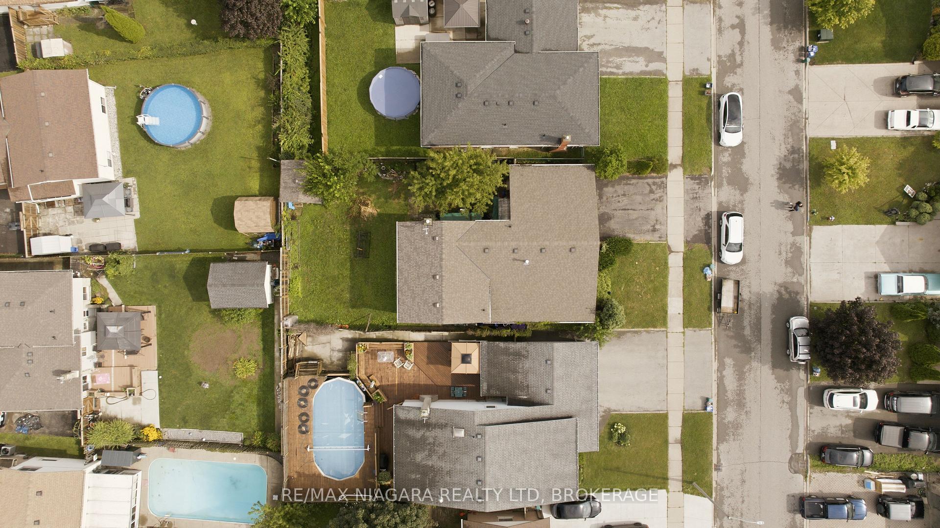 Photo 24 of 4989 Tara Avenue, Niagara Falls, Ascot — HOMEH
