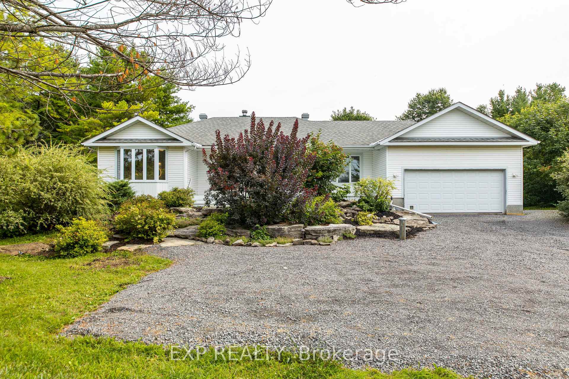 Front of 511 Townline Road
