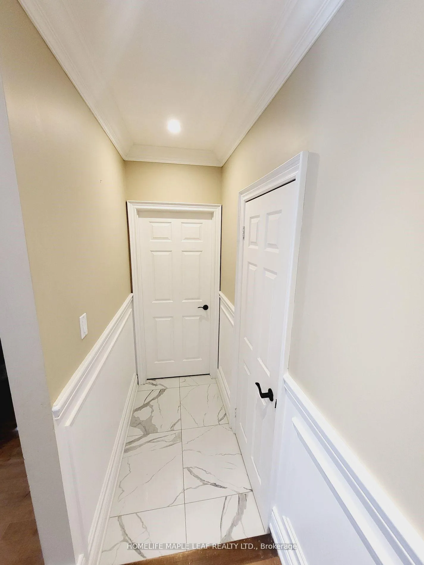 Photo 8 of 42 Amboise (UPPER) Crescent, Brampton, Fletcher's Meadow — HOMEH