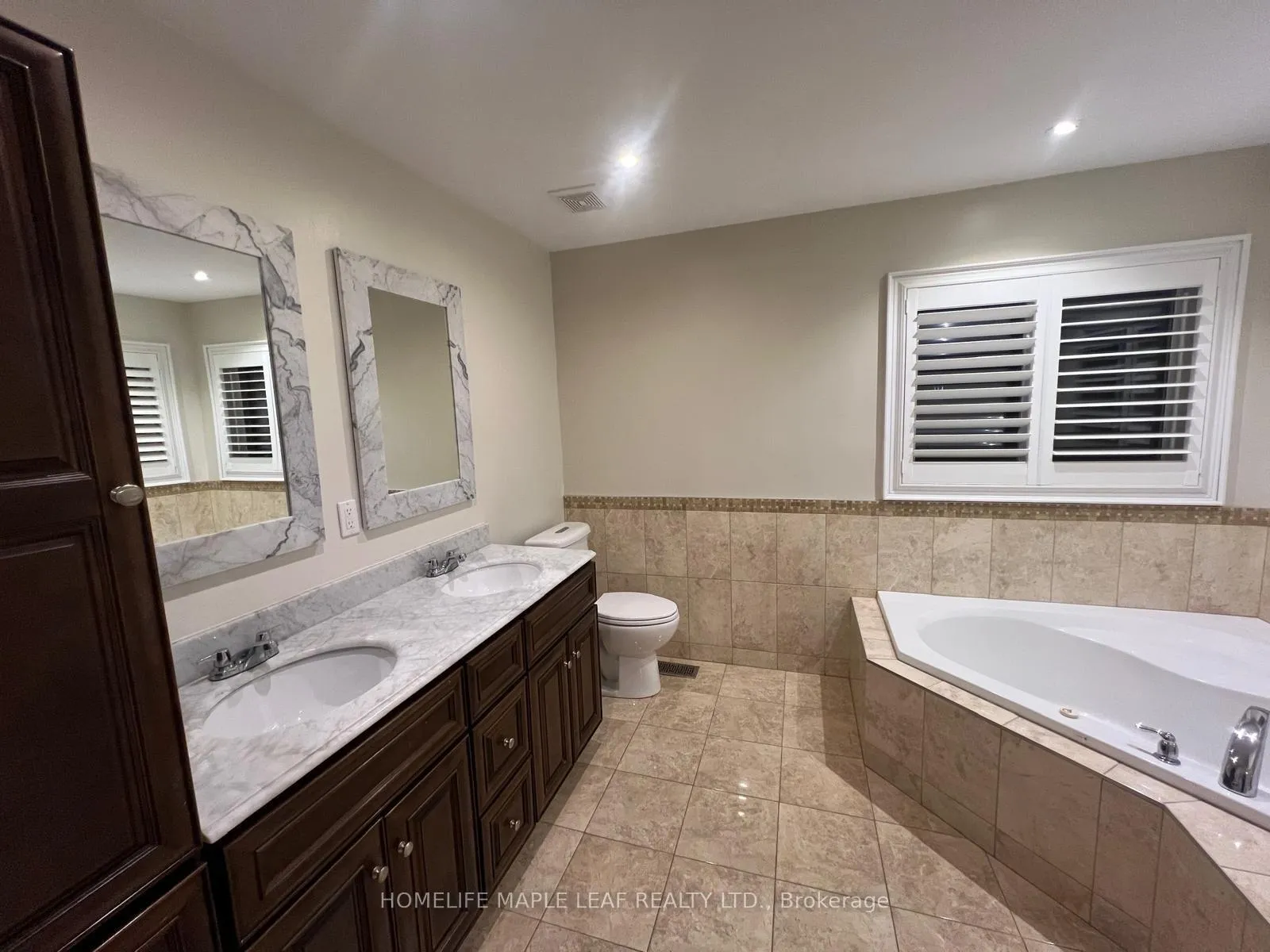 Photo 10 of 42 Amboise (UPPER) Crescent, Brampton, Fletcher's Meadow — HOMEH