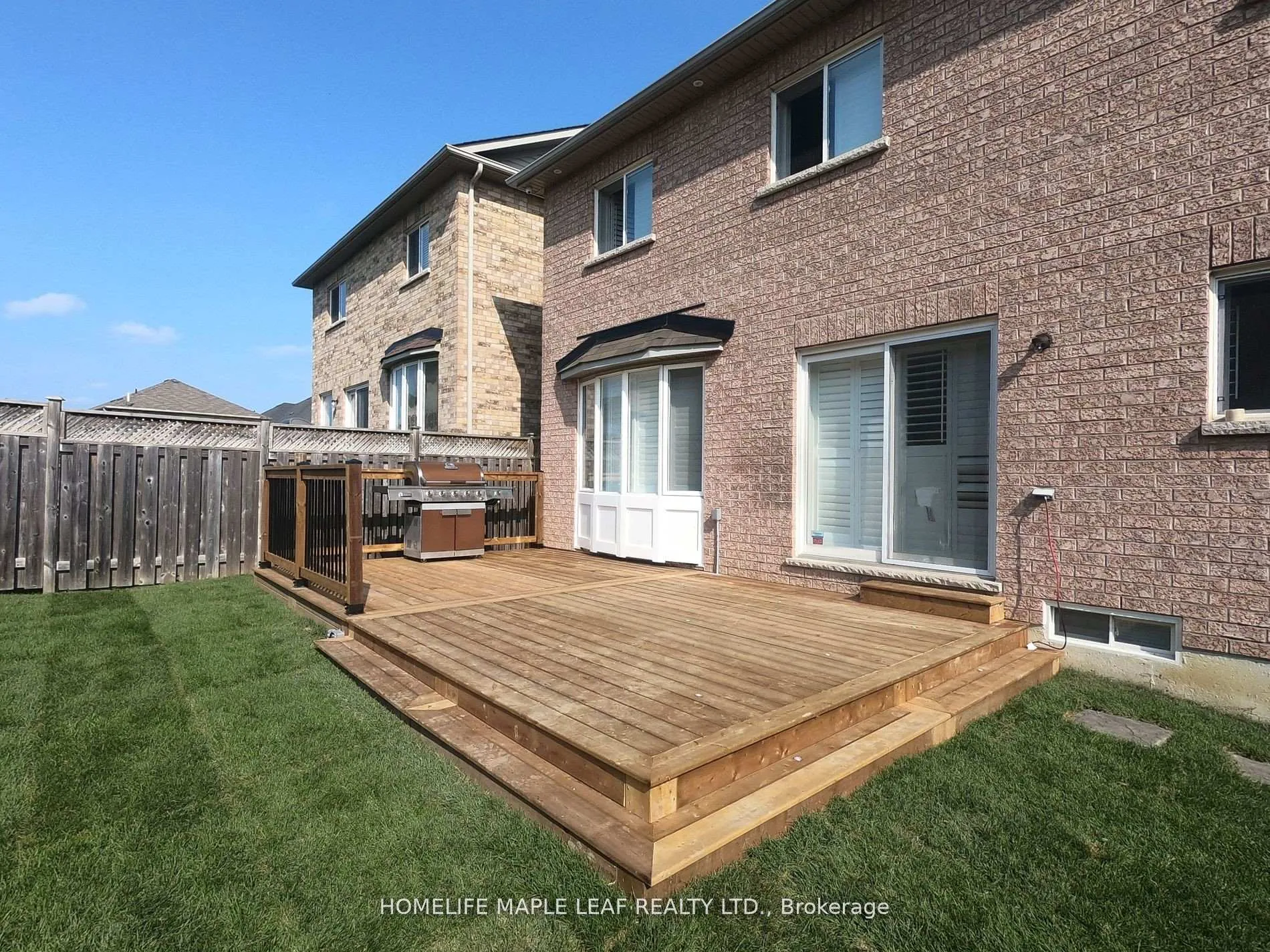 Photo 18 of 42 Amboise (UPPER) Crescent, Brampton, Fletcher's Meadow — HOMEH