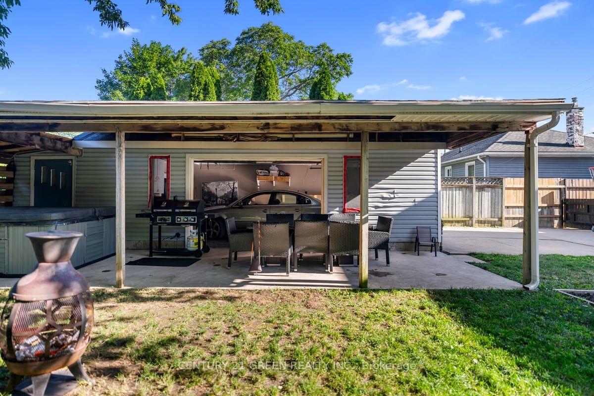 Photo 6 of 506 Niagara St Street, St. Catharines, Vine/Linwell — HOMEH