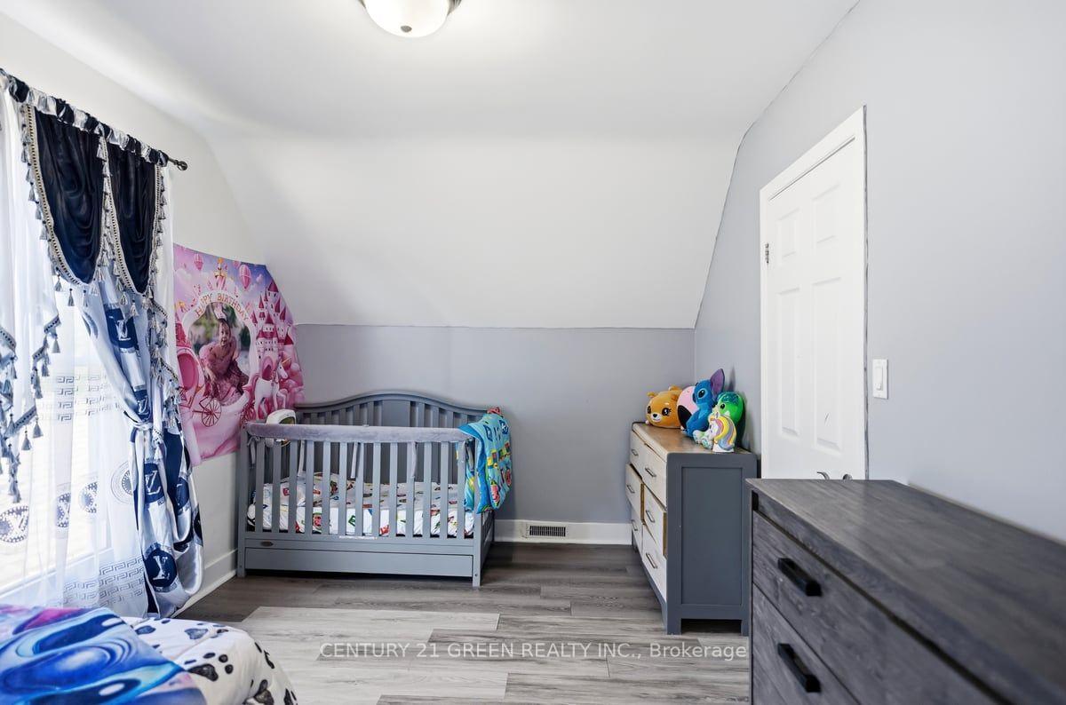 Photo 20 of 506 Niagara St Street, St. Catharines, Vine/Linwell — HOMEH