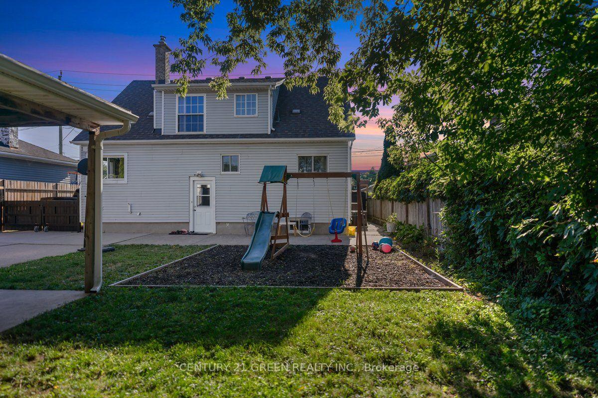 Photo 28 of 506 Niagara St Street, St. Catharines, Vine/Linwell — HOMEH