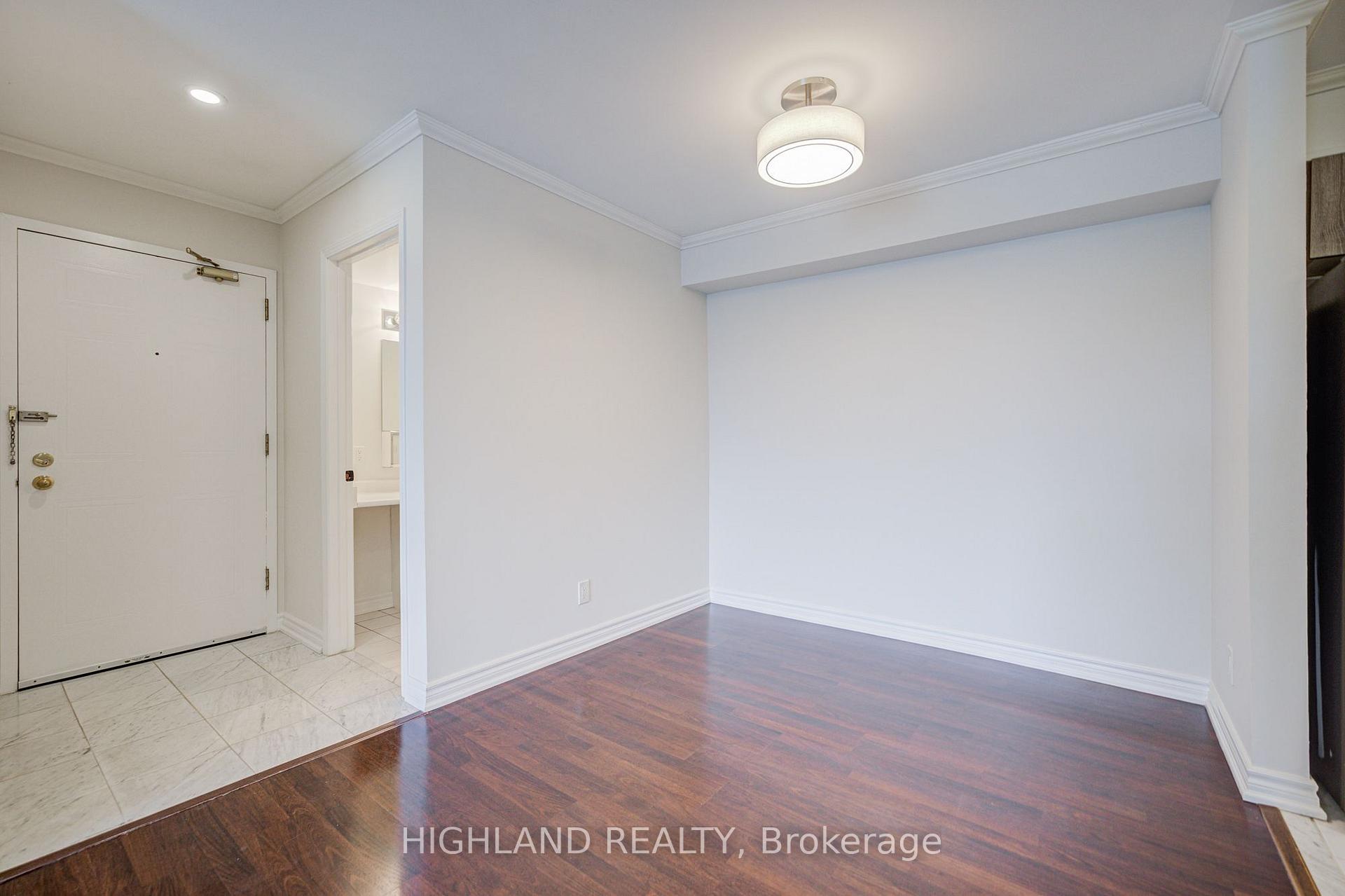 Photo 2 of Unit 1033, 95 Trailwood Drive, Mississauga, Hurontario — HOMEH