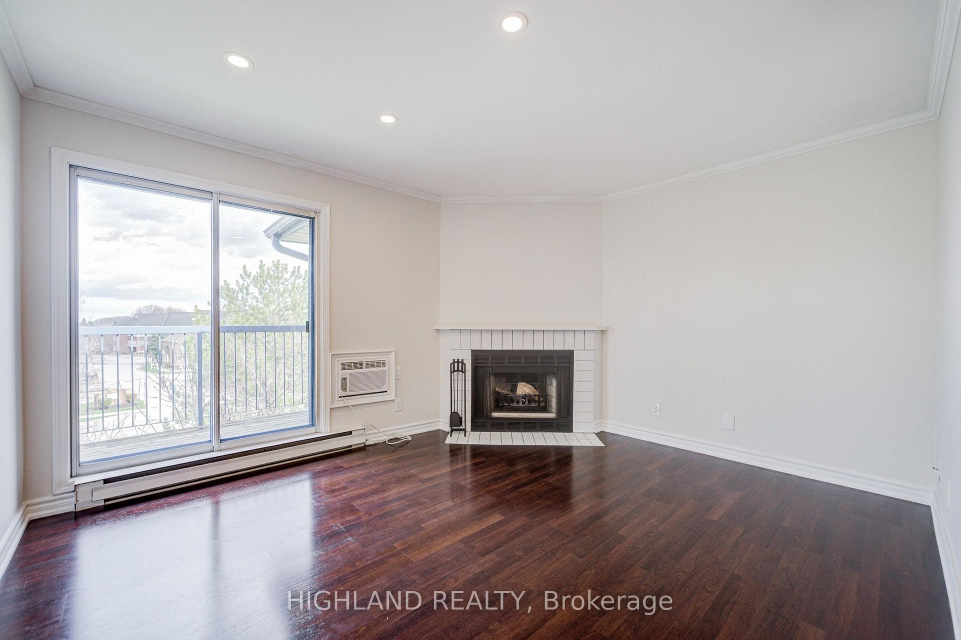Photo 6 of Unit 1033, 95 Trailwood Drive, Mississauga, Hurontario — HOMEH