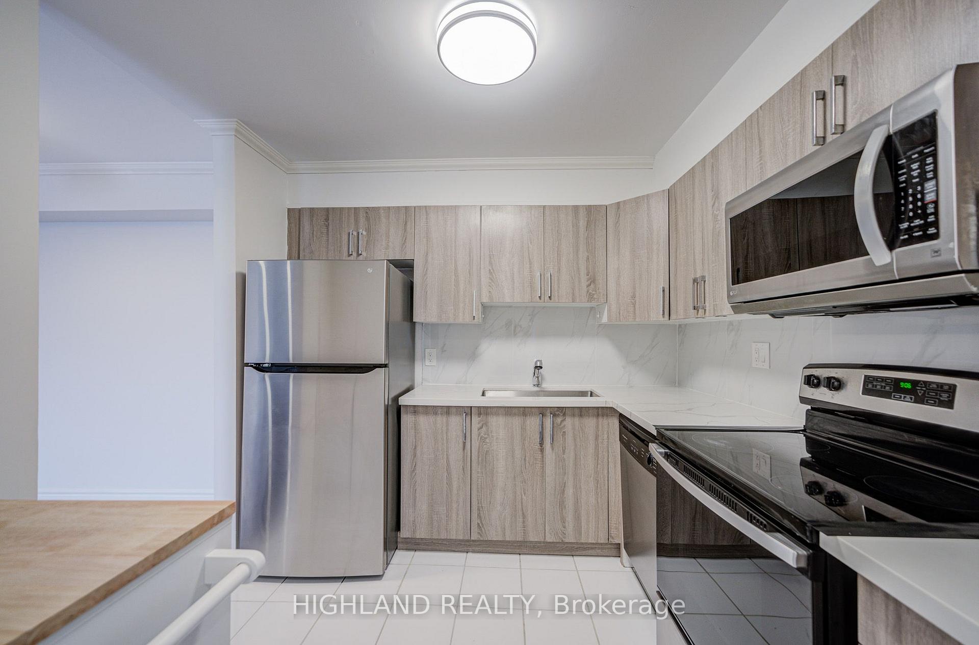 Photo 9 of Unit 1033, 95 Trailwood Drive, Mississauga, Hurontario — HOMEH