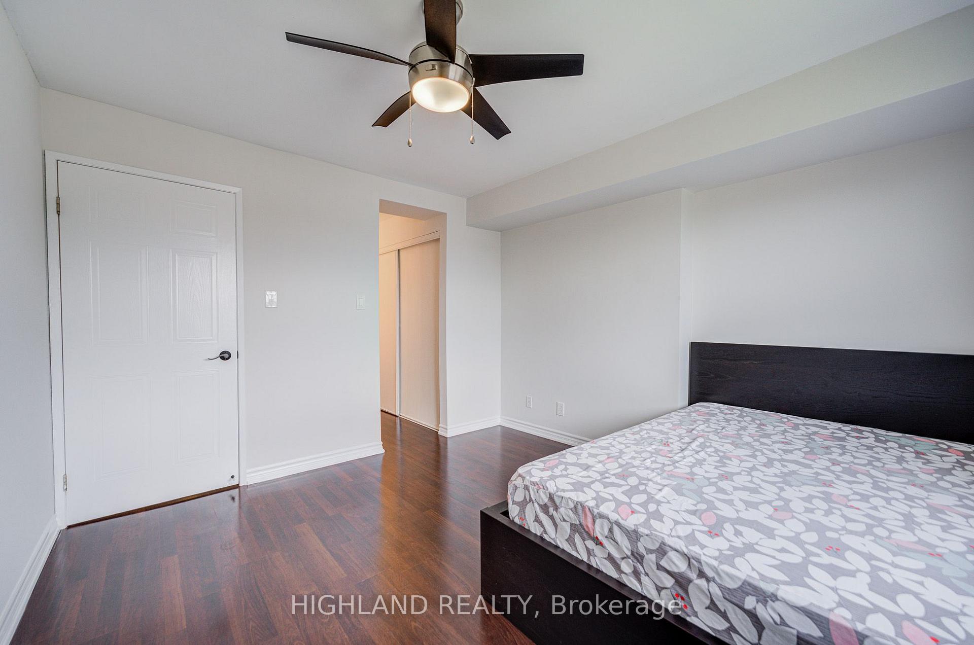 Photo 12 of Unit 1033, 95 Trailwood Drive, Mississauga, Hurontario — HOMEH