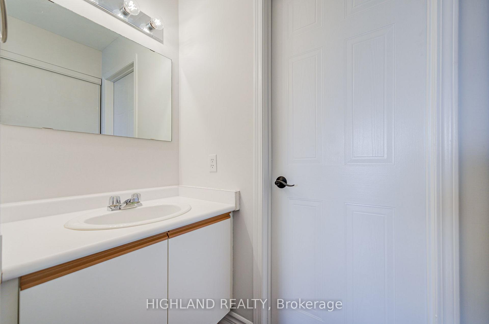 Photo 13 of Unit 1033, 95 Trailwood Drive, Mississauga, Hurontario — HOMEH