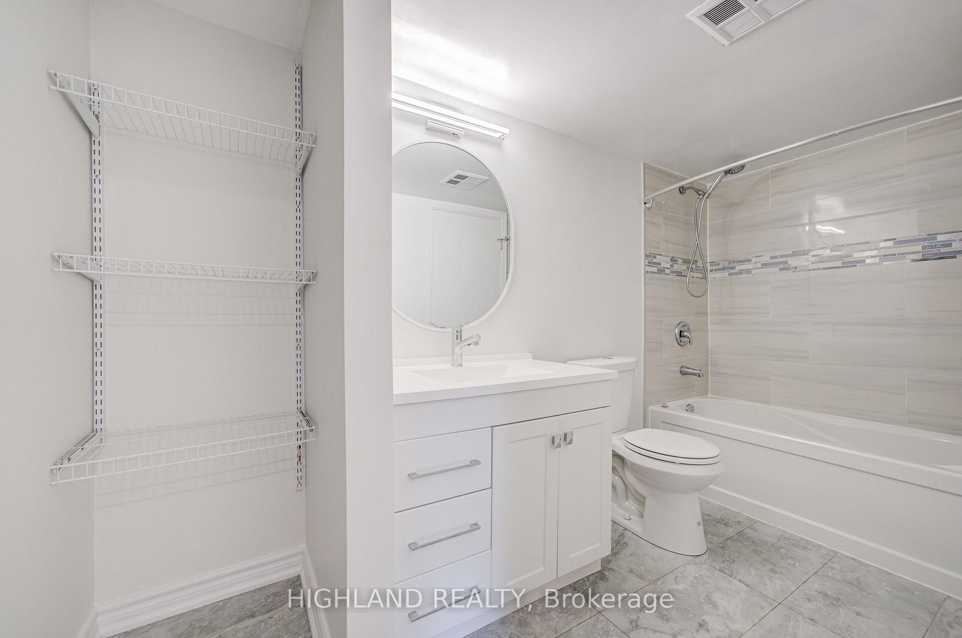 Photo 14 of Unit 1033, 95 Trailwood Drive, Mississauga, Hurontario — HOMEH