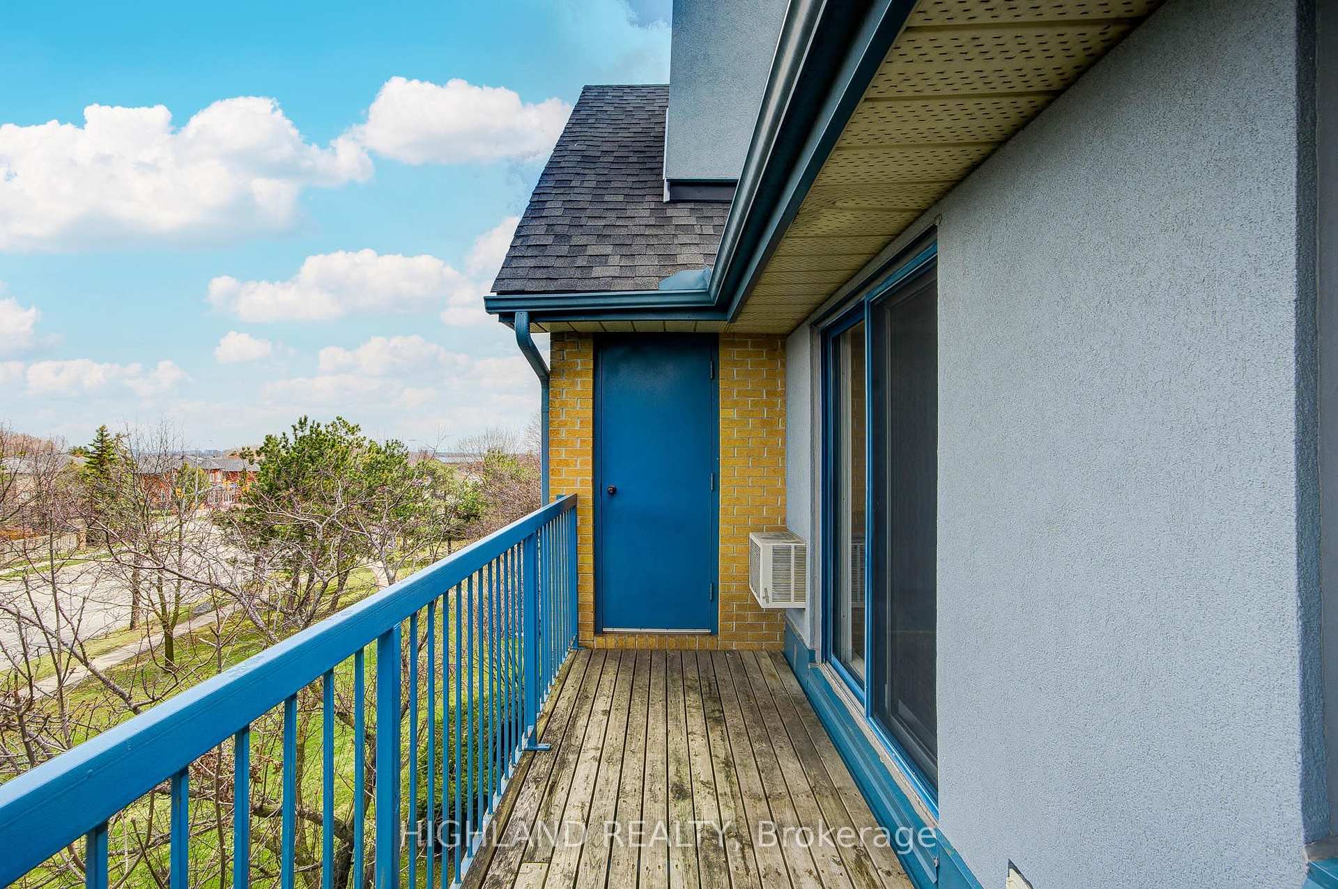 Photo 16 of Unit 1033, 95 Trailwood Drive, Mississauga, Hurontario — HOMEH