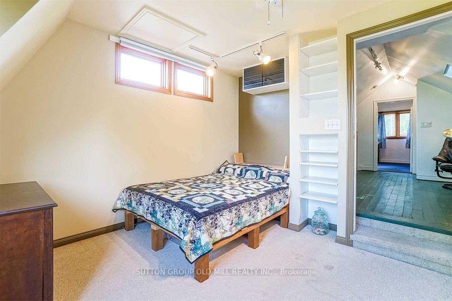 Photo 24 of 19 Cardell Avenue, North York, Humberlea-Pelmo Park — HOMEH