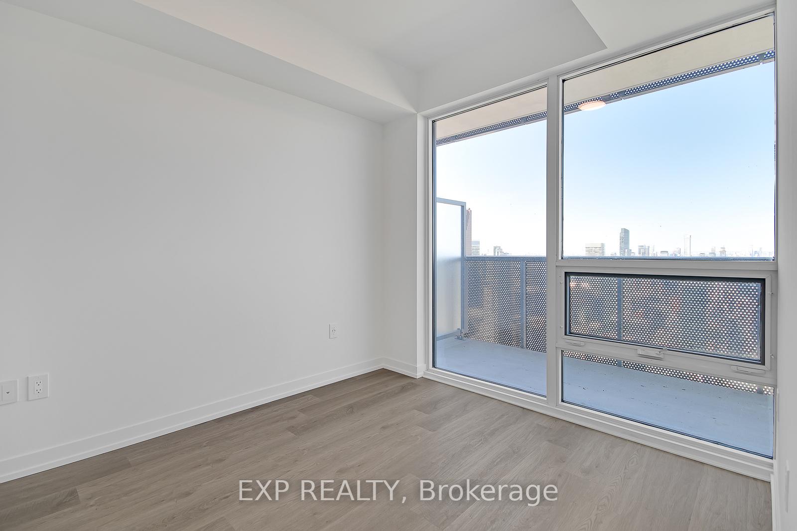 Photo 11 of Unit 7103, 55 Cooper Street, Toronto, Waterfront Communities — HOMEH