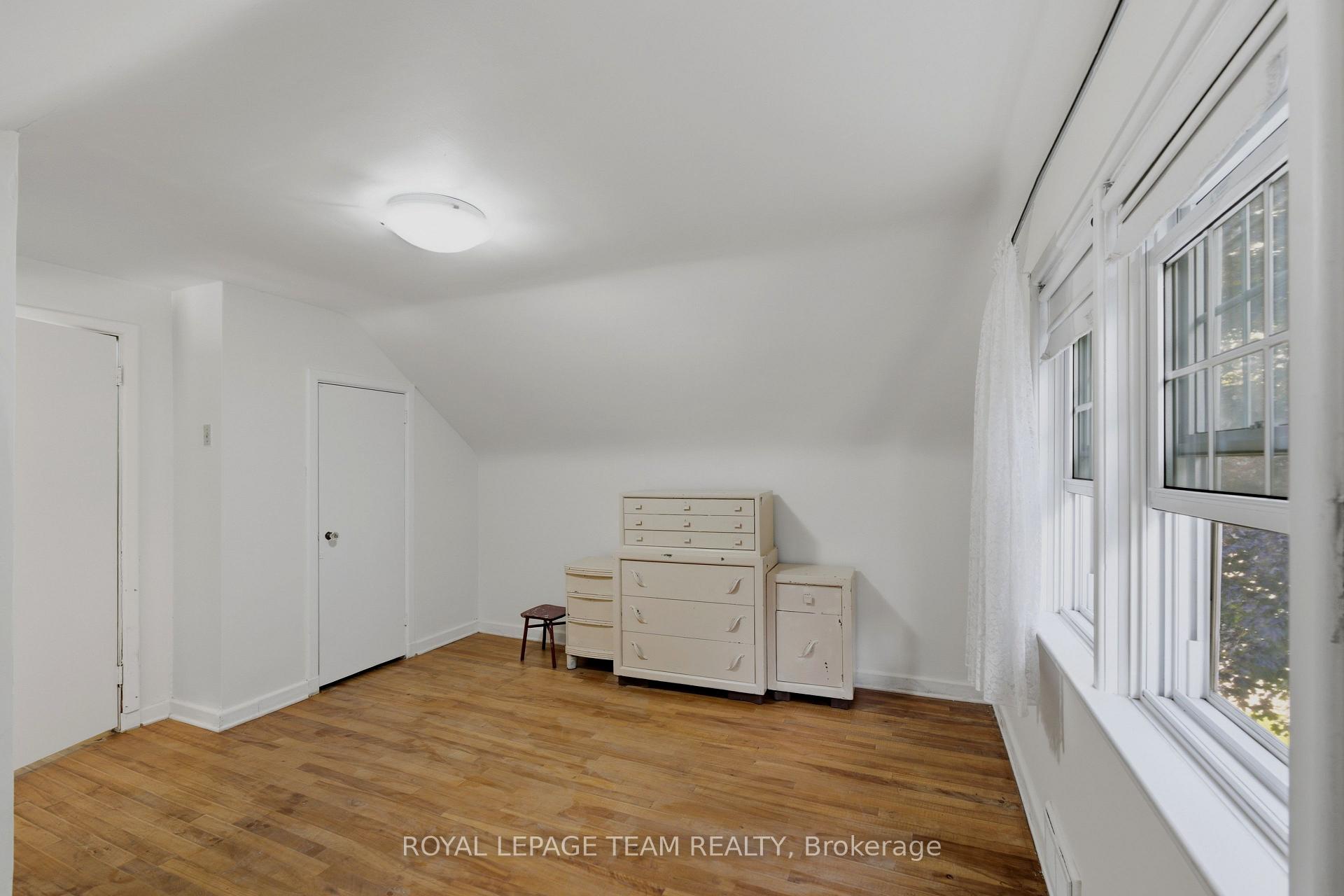 Photo 13 of 229 Daniel Avenue, Ottawa, Ottawa West/Tunneys Pasture — HOMEH
