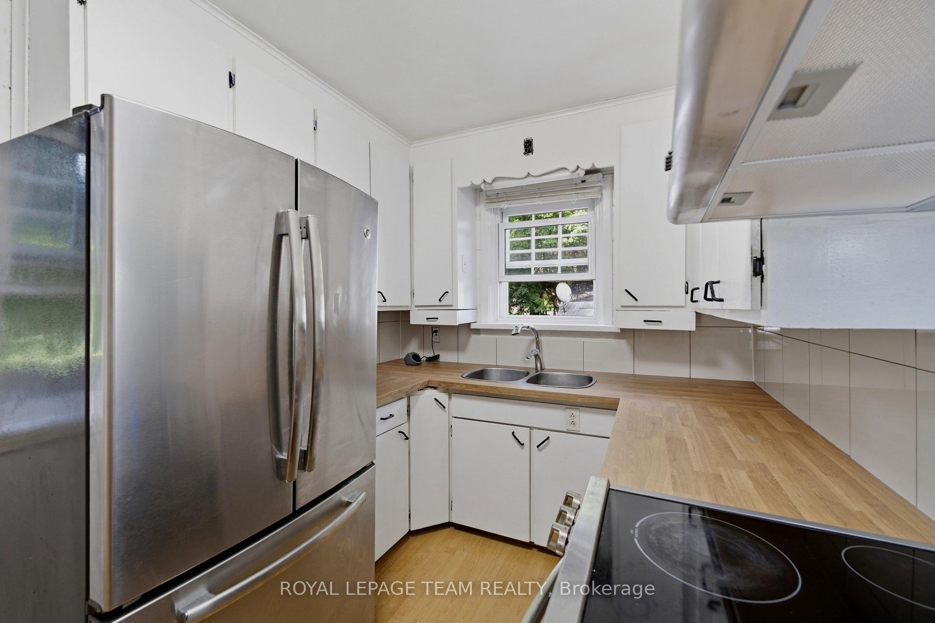 Photo 14 of 229 Daniel Avenue, Ottawa, Ottawa West/Tunneys Pasture — HOMEH