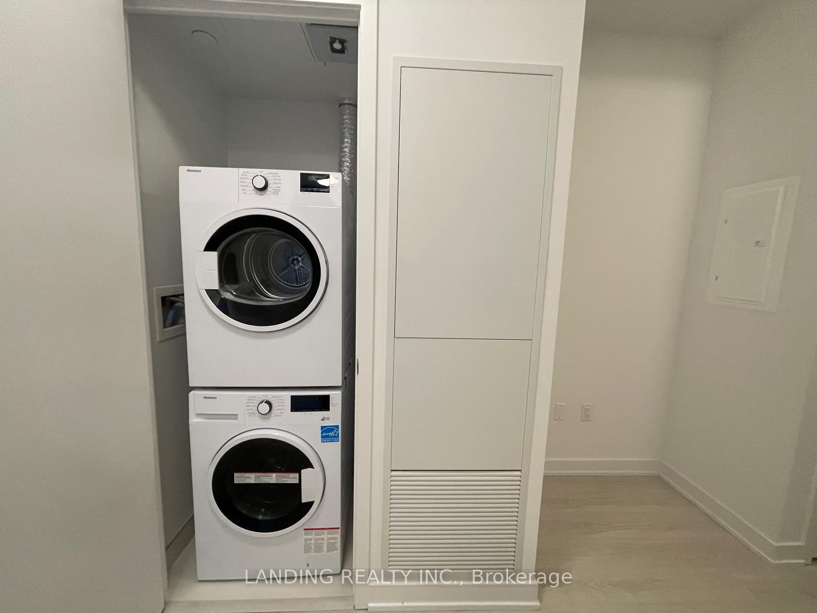 Photo 10 of Unit 4307, 3883 Quartz Road, Mississauga, City Centre — HOMEH