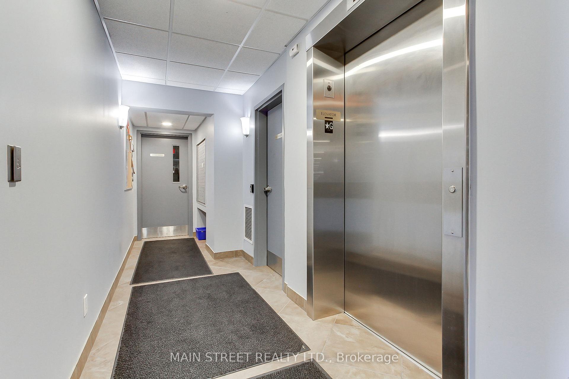 Photo 7 of Unit 305, 500 Mapleview Drive W, Barrie, Holly — HOMEH