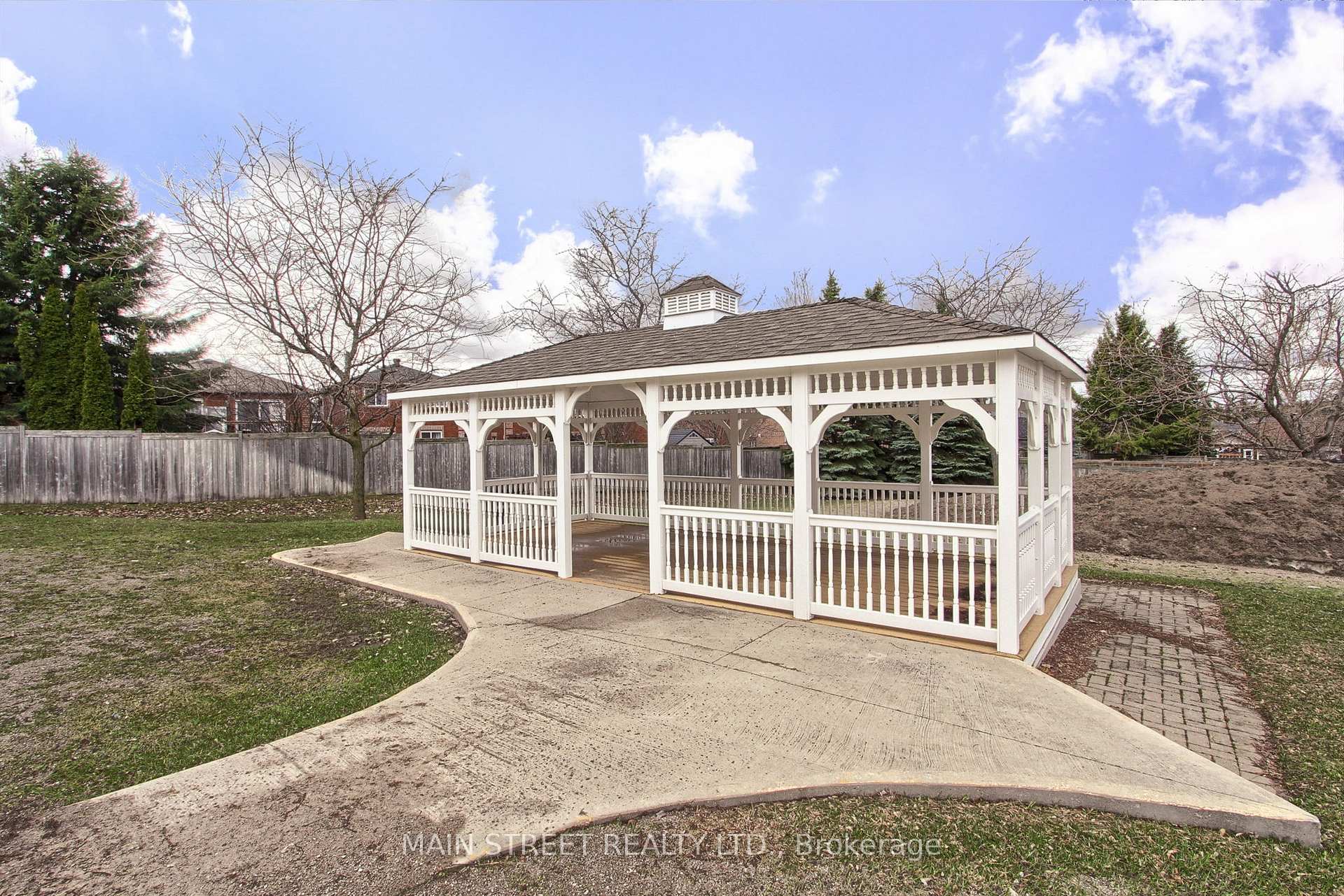 Photo 32 of Unit 305, 500 Mapleview Drive W, Barrie, Holly — HOMEH