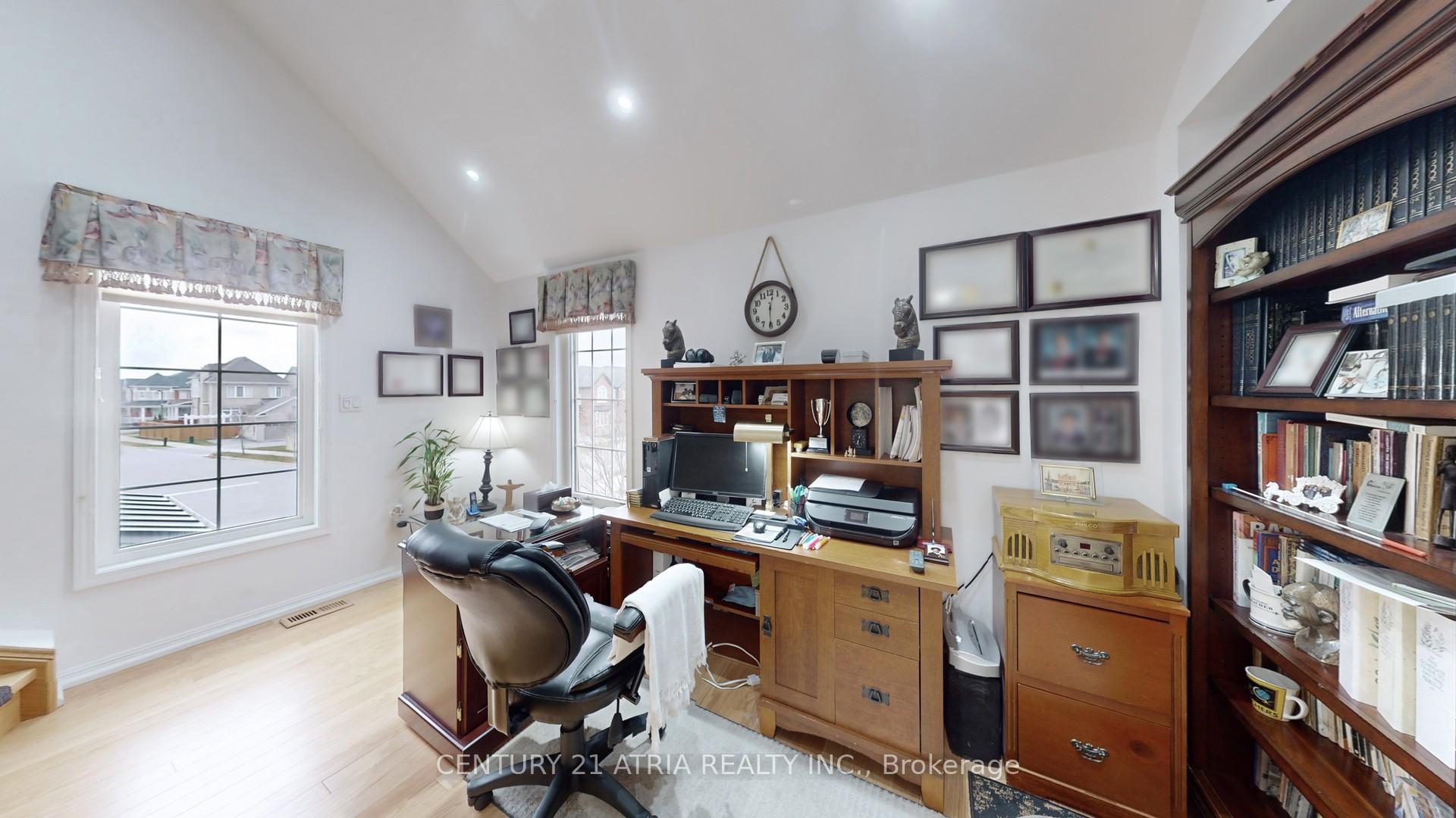 Photo 22 of 69 Diamond Jubilee Drive, Markham, Cornell — HOMEH
