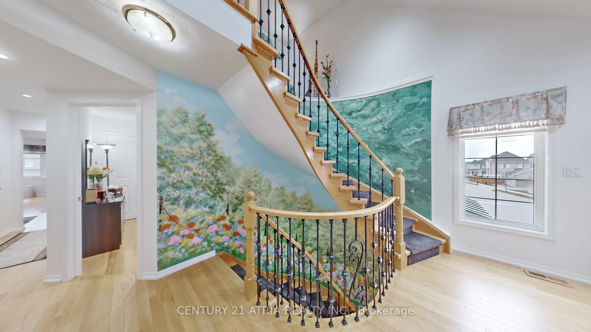Photo 23 of 69 Diamond Jubilee Drive, Markham, Cornell — HOMEH