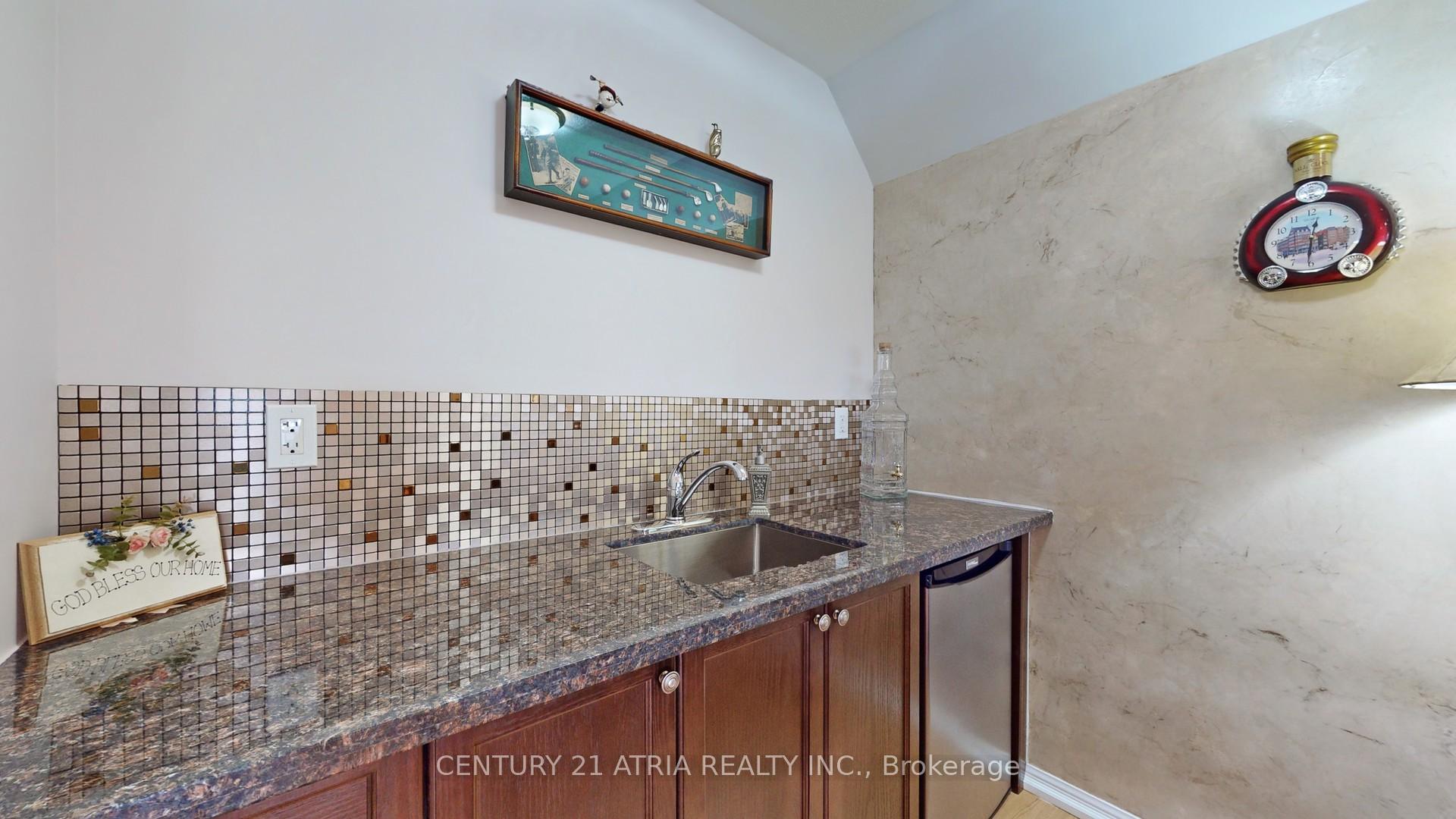 Photo 27 of 69 Diamond Jubilee Drive, Markham, Cornell — HOMEH