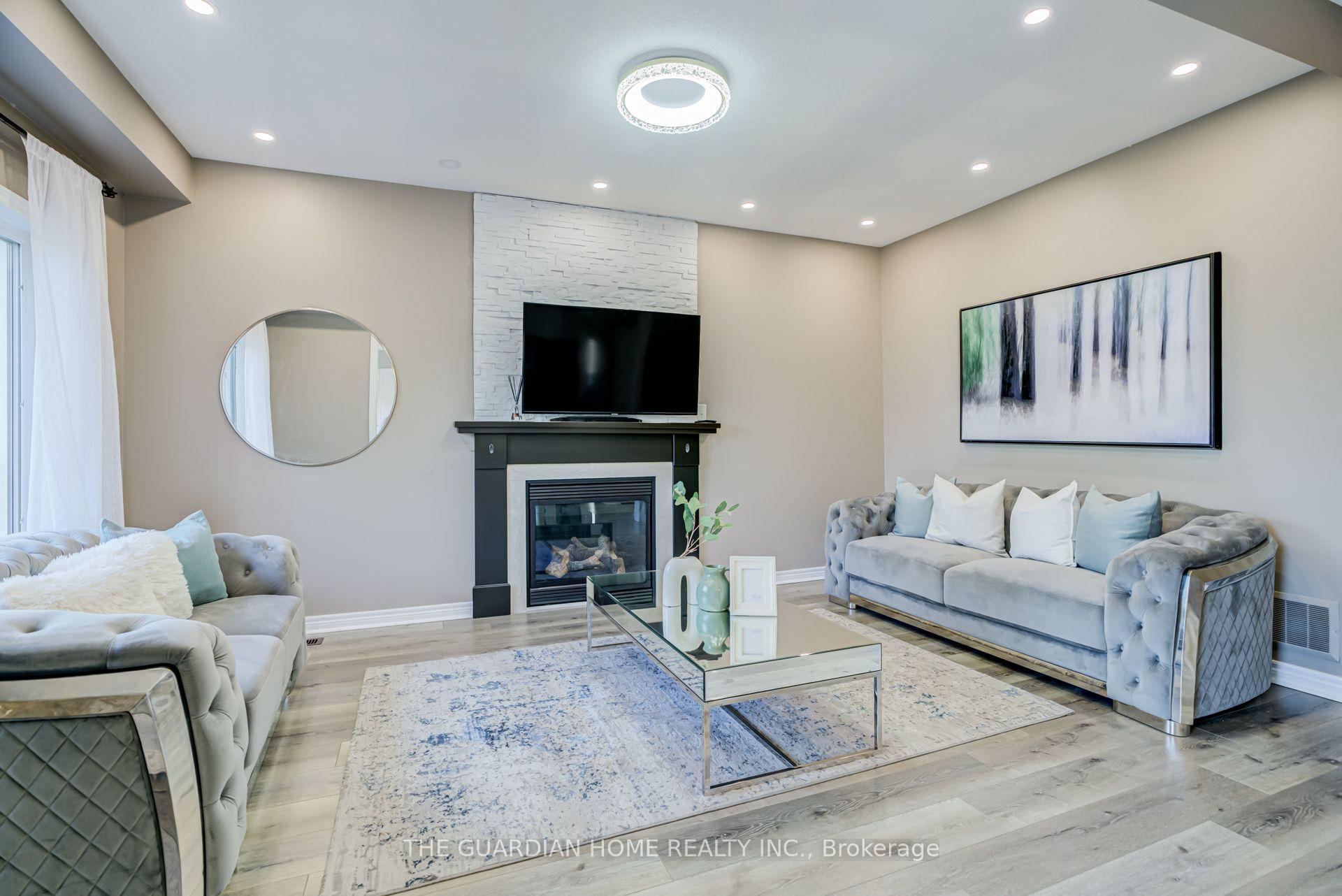 Photo 9 of 1214 Harlstone Crescent, Oshawa, Taunton — HOMEH