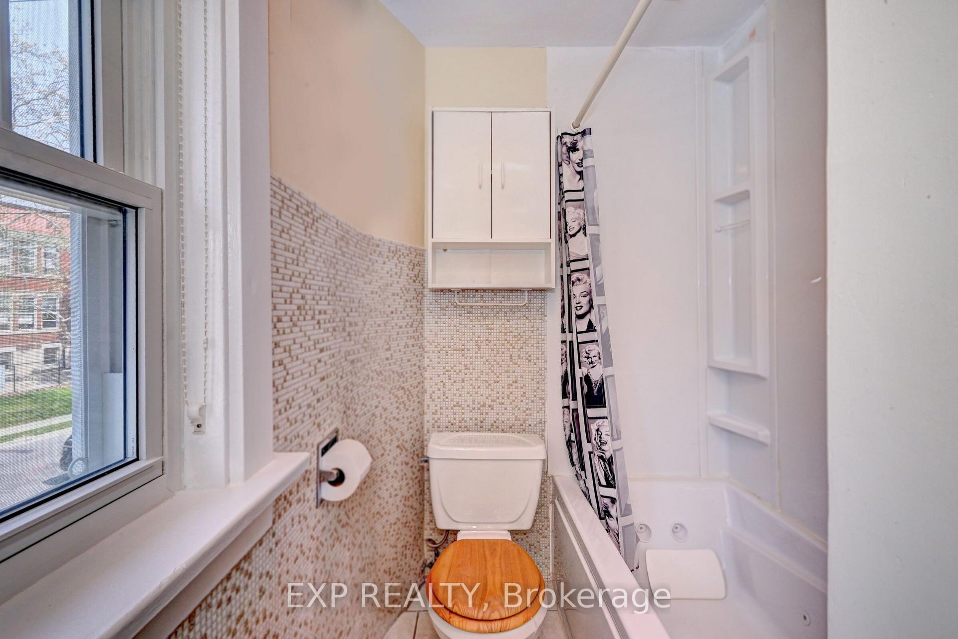 Photo 24 of 147 Courtland Avenue E, Kitchener, Cedar Hill — HOMEH