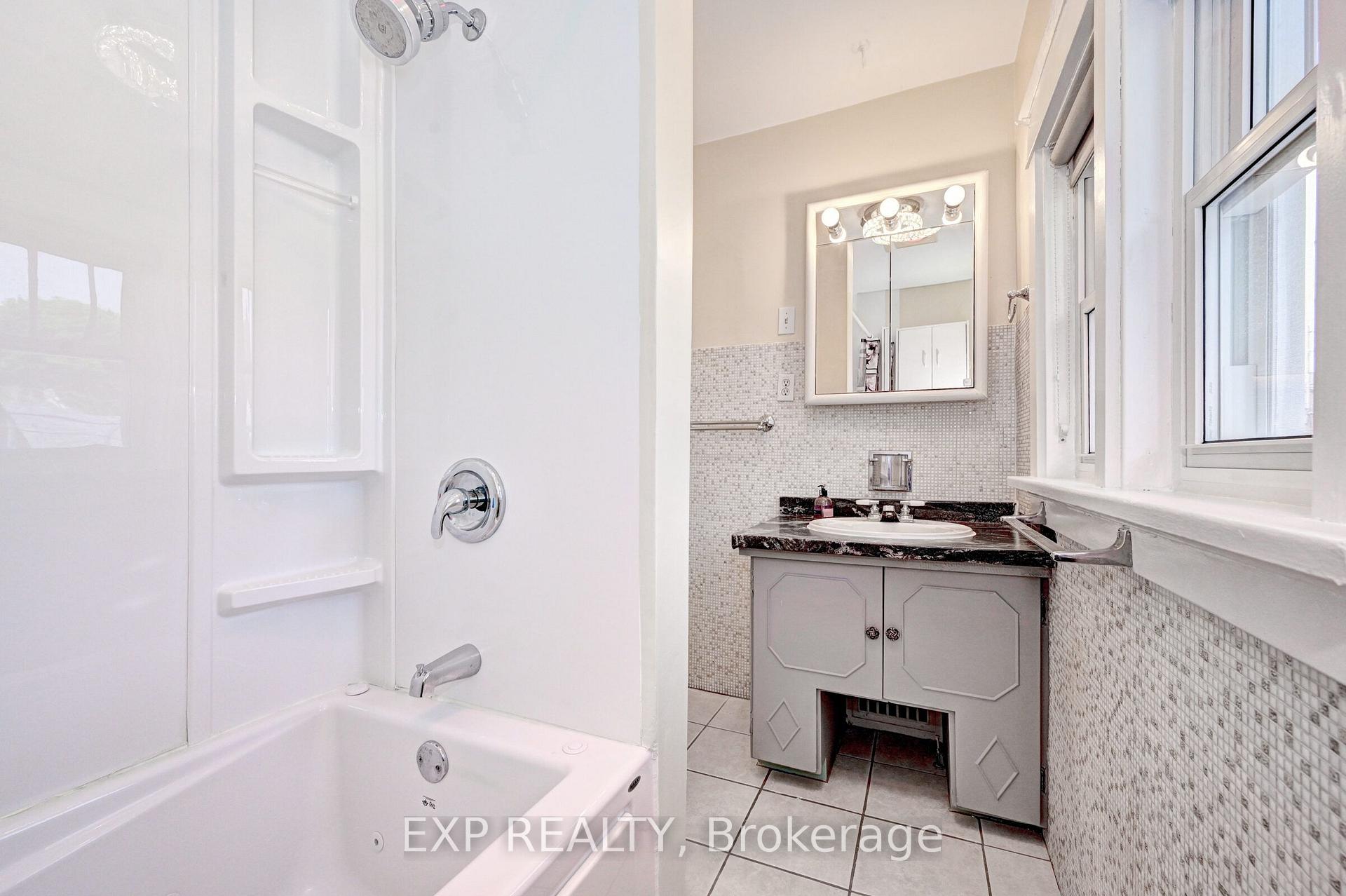 Photo 26 of 147 Courtland Avenue E, Kitchener, Cedar Hill — HOMEH
