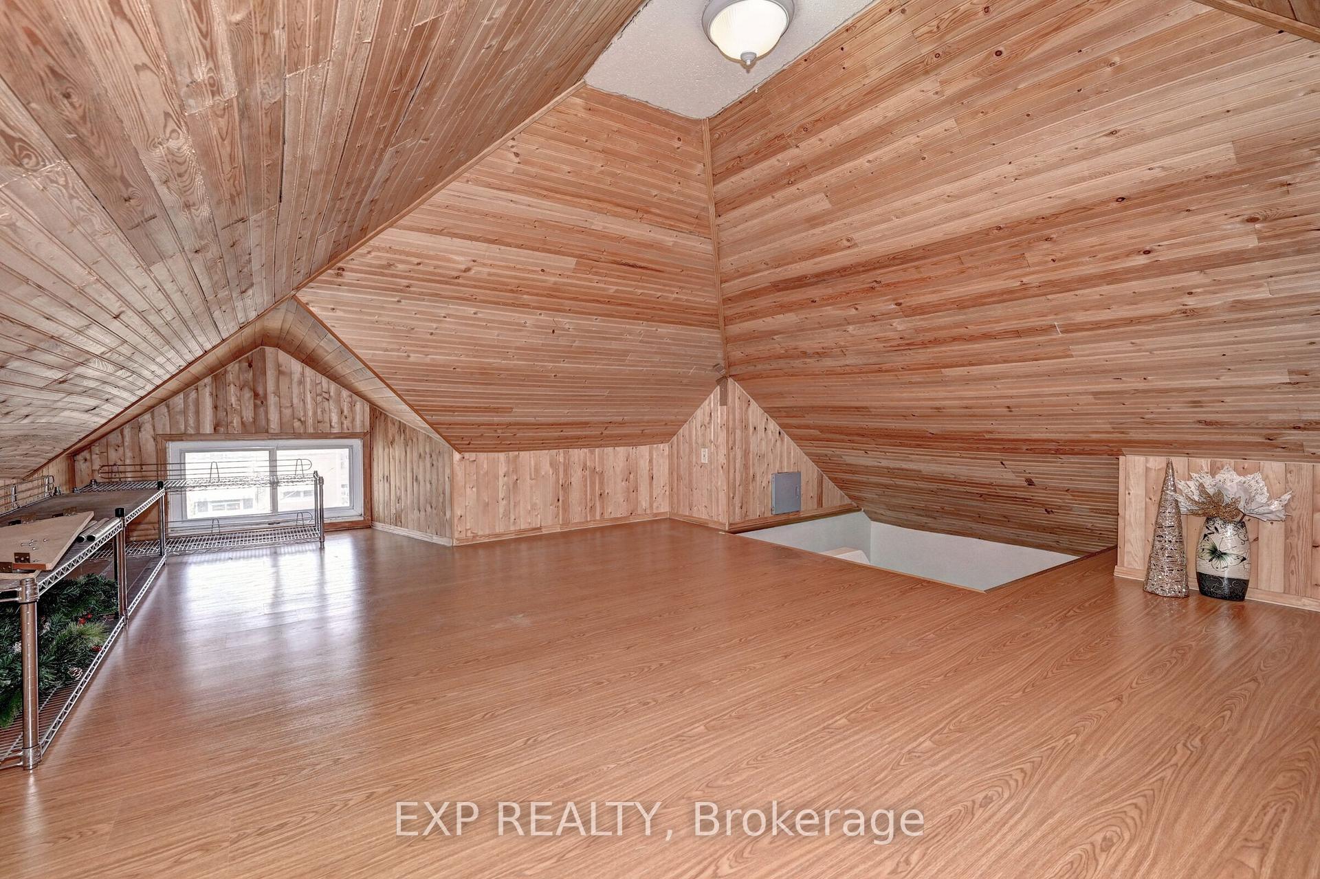 Photo 35 of 147 Courtland Avenue E, Kitchener, Cedar Hill — HOMEH