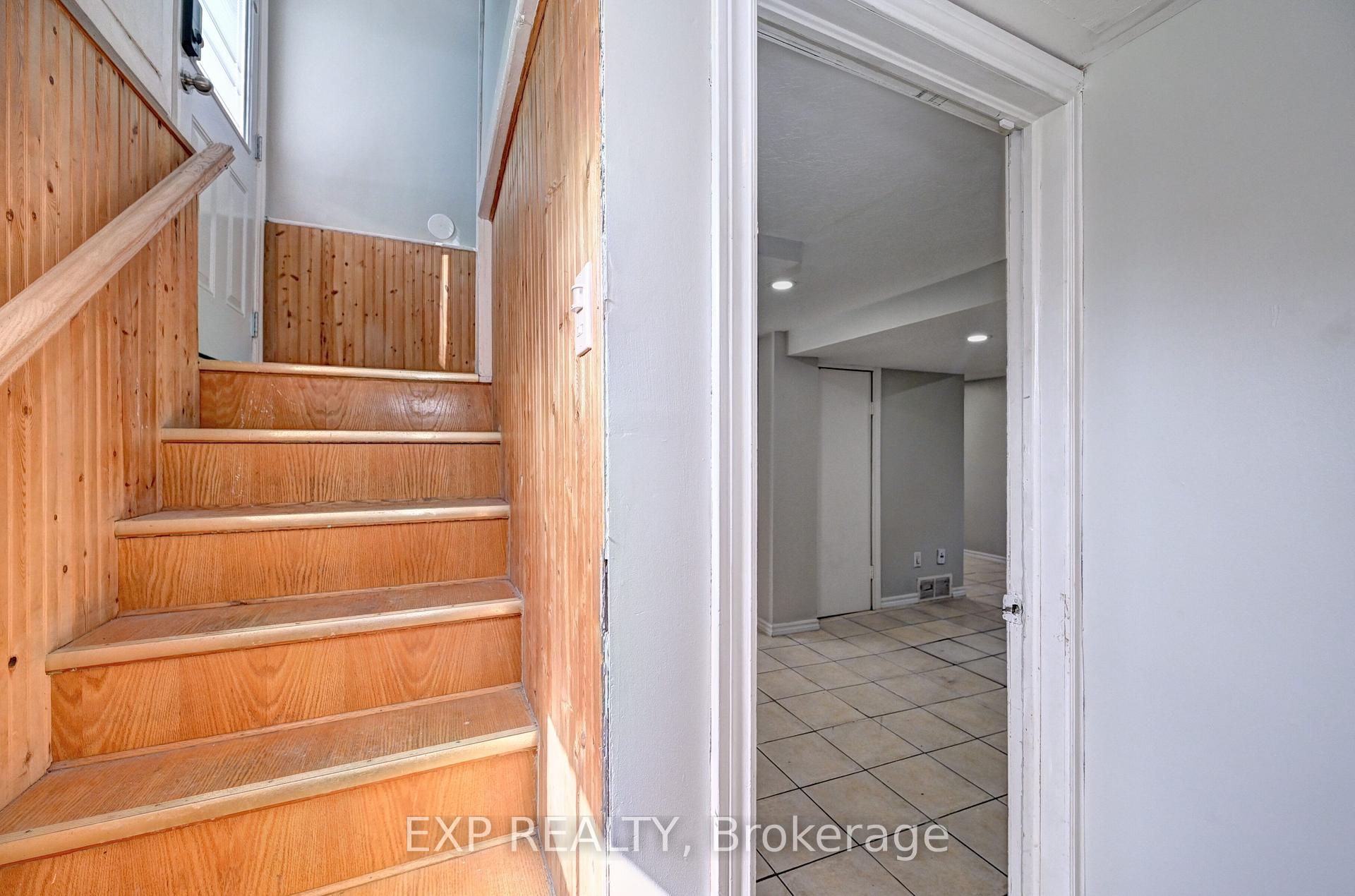 Photo 36 of 147 Courtland Avenue E, Kitchener, Cedar Hill — HOMEH