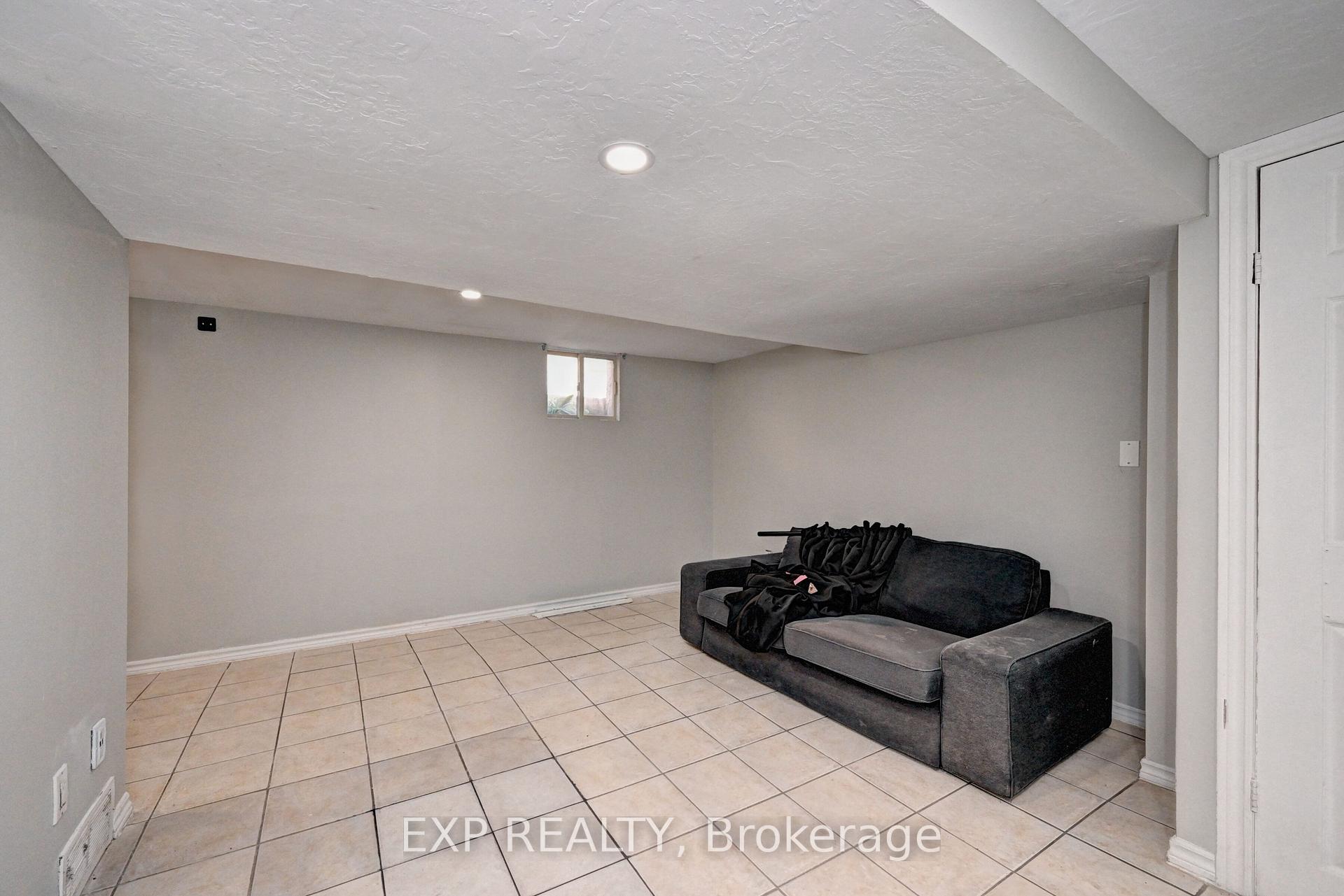 Photo 41 of 147 Courtland Avenue E, Kitchener, Cedar Hill — HOMEH