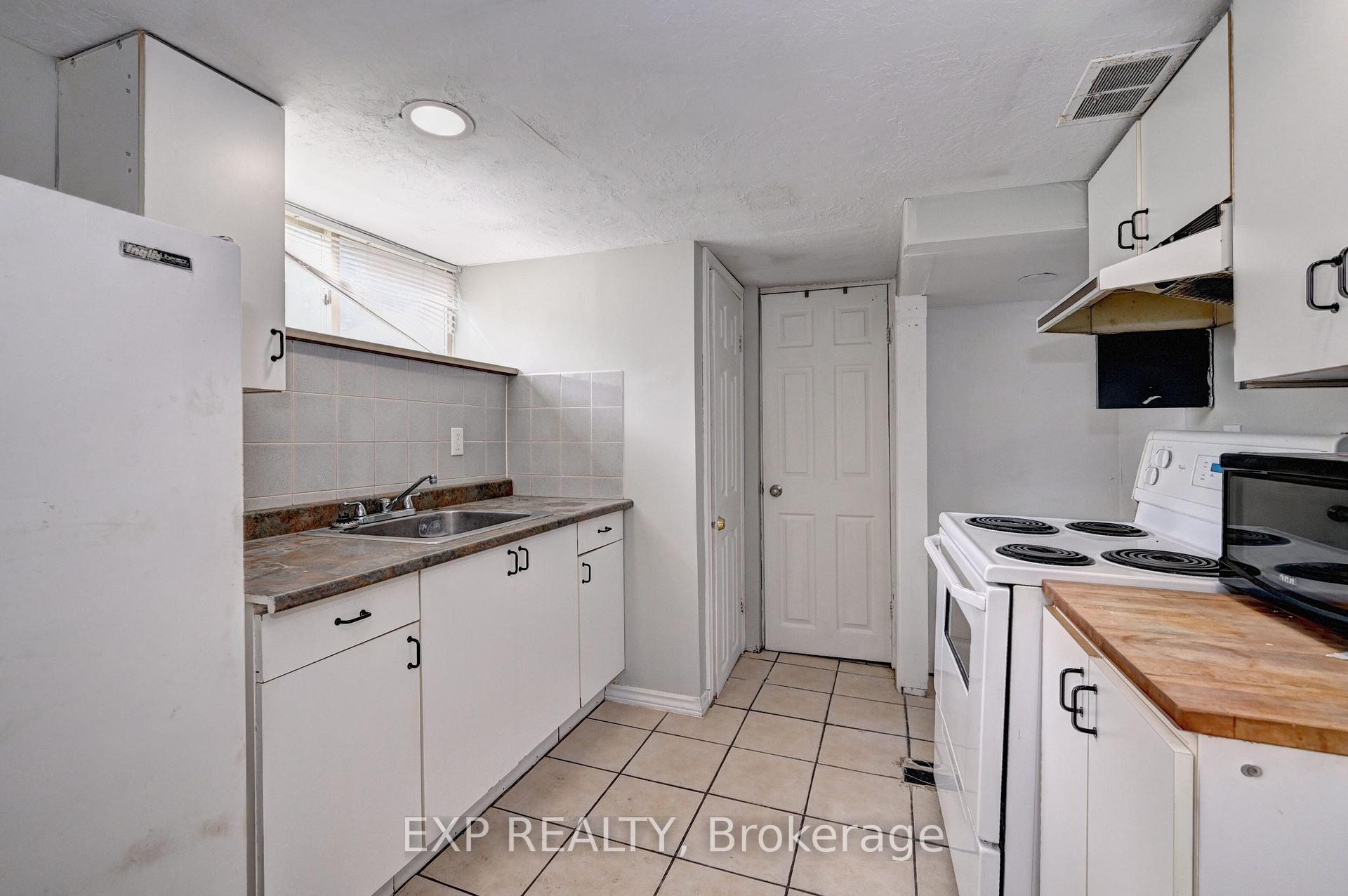 Photo 43 of 147 Courtland Avenue E, Kitchener, Cedar Hill — HOMEH