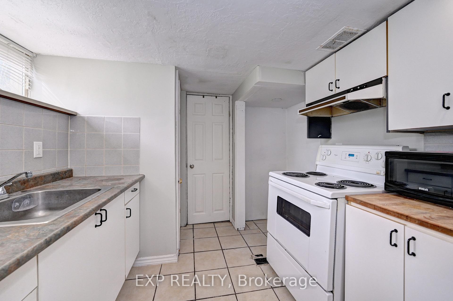 Photo 44 of 147 Courtland Avenue E, Kitchener, Cedar Hill — HOMEH