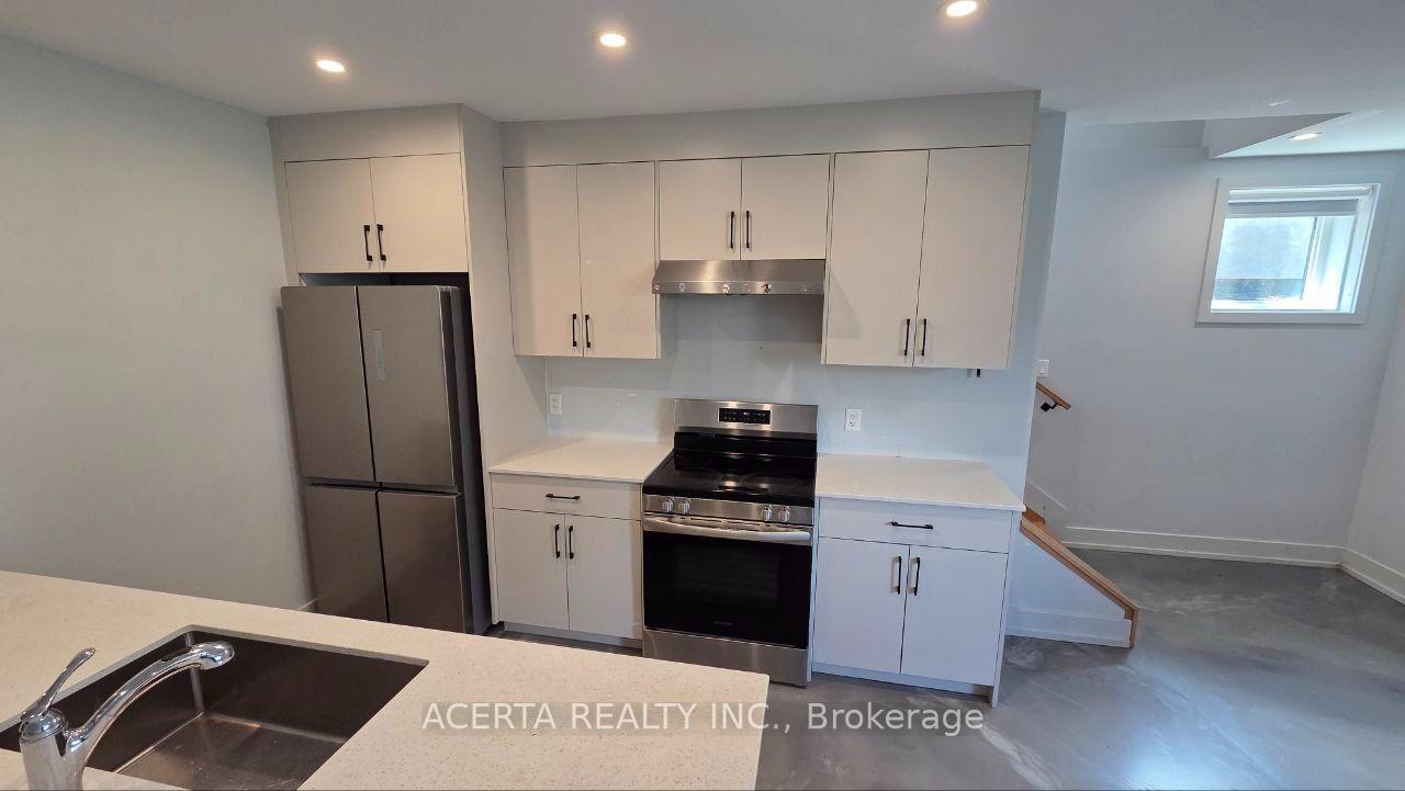 Photo 5 of Unit C, 1252 Trenton Avenue, Ottawa, Carlington — HOMEH
