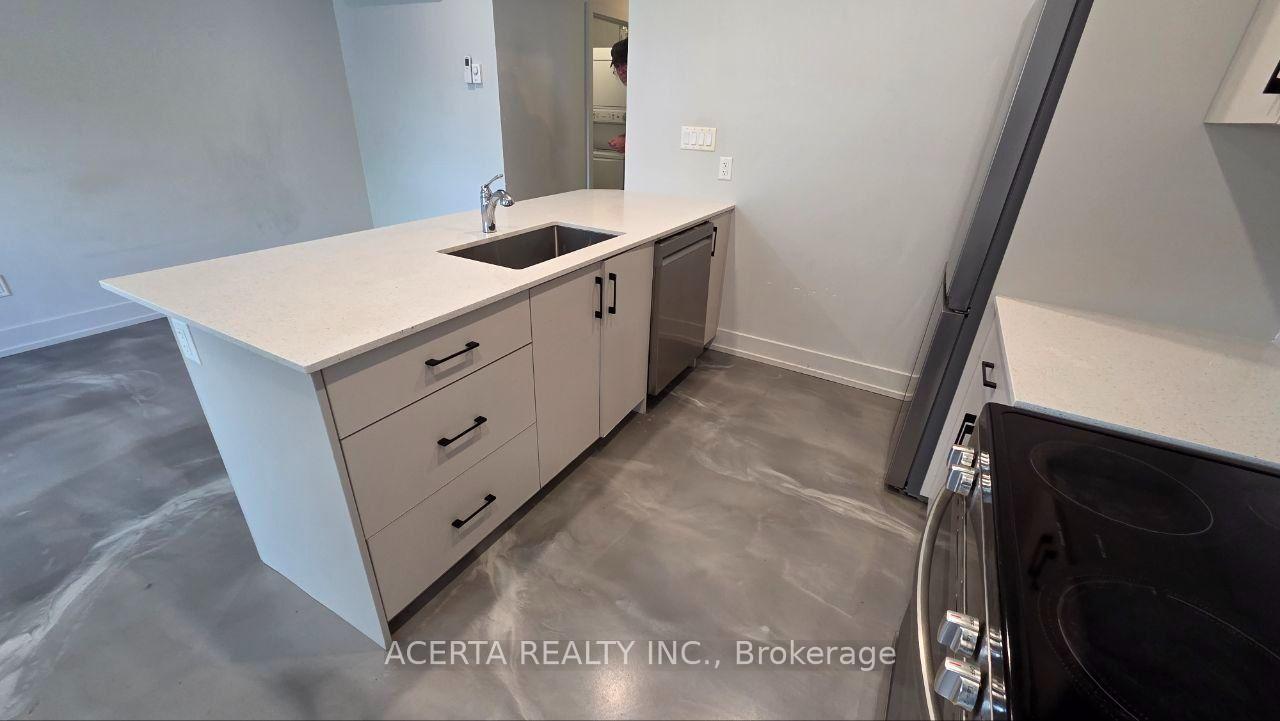 Photo 6 of Unit C, 1252 Trenton Avenue, Ottawa, Carlington — HOMEH
