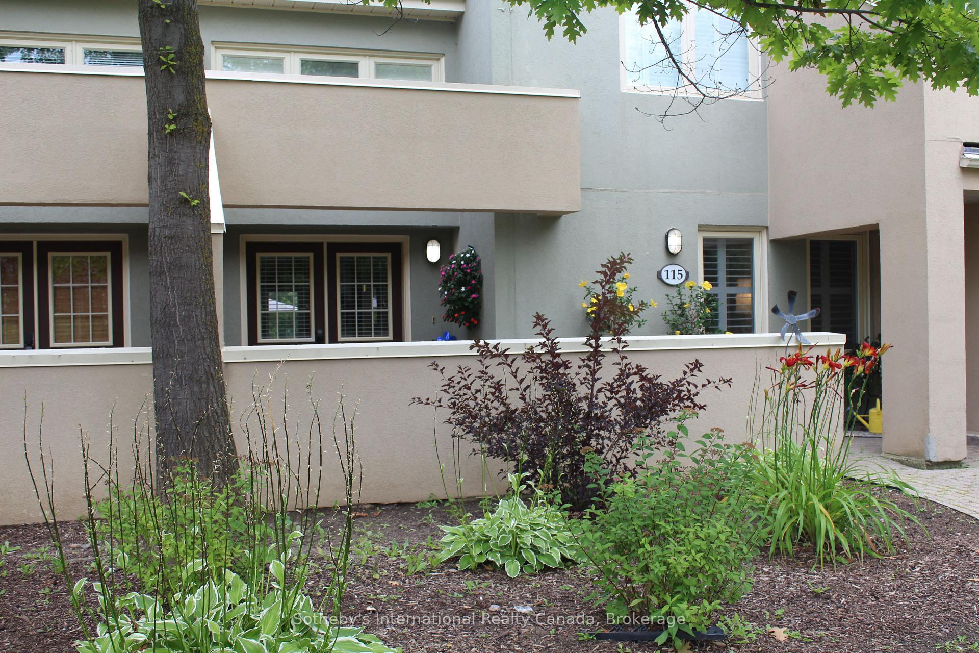 Photo 4 of Unit 115, 107 Wintergreen Place, Blue Mountains — HOMEH
