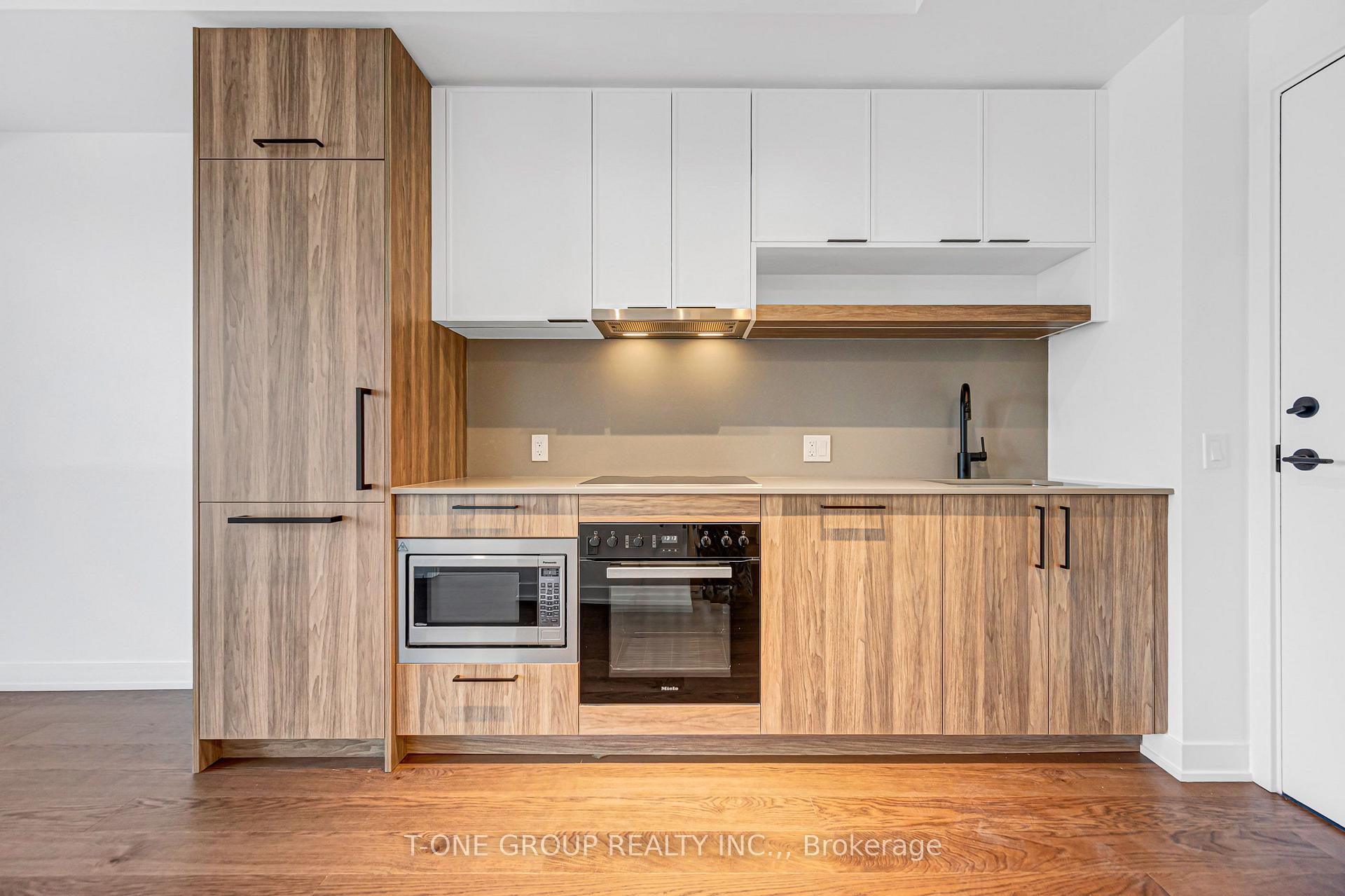 Photo 6 of Unit 1210, 91 Montclair Avenue, Toronto, Forest Hill South — HOMEH